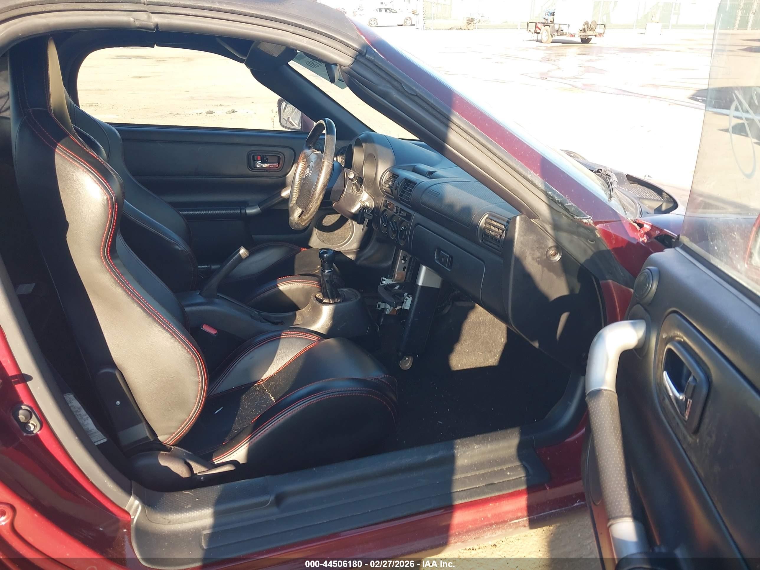 2002 Toyota Mr2 Spyder   Maroon vin: JTDFR320920053376