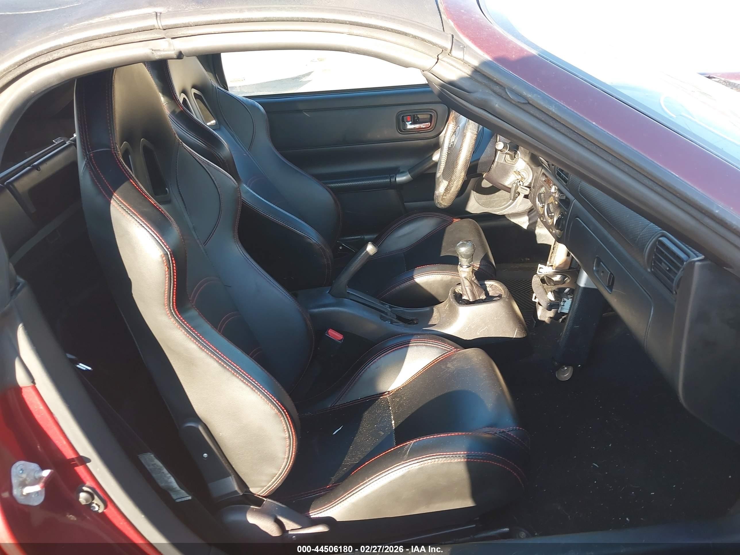 2002 Toyota Mr2 Spyder   Maroon vin: JTDFR320920053376