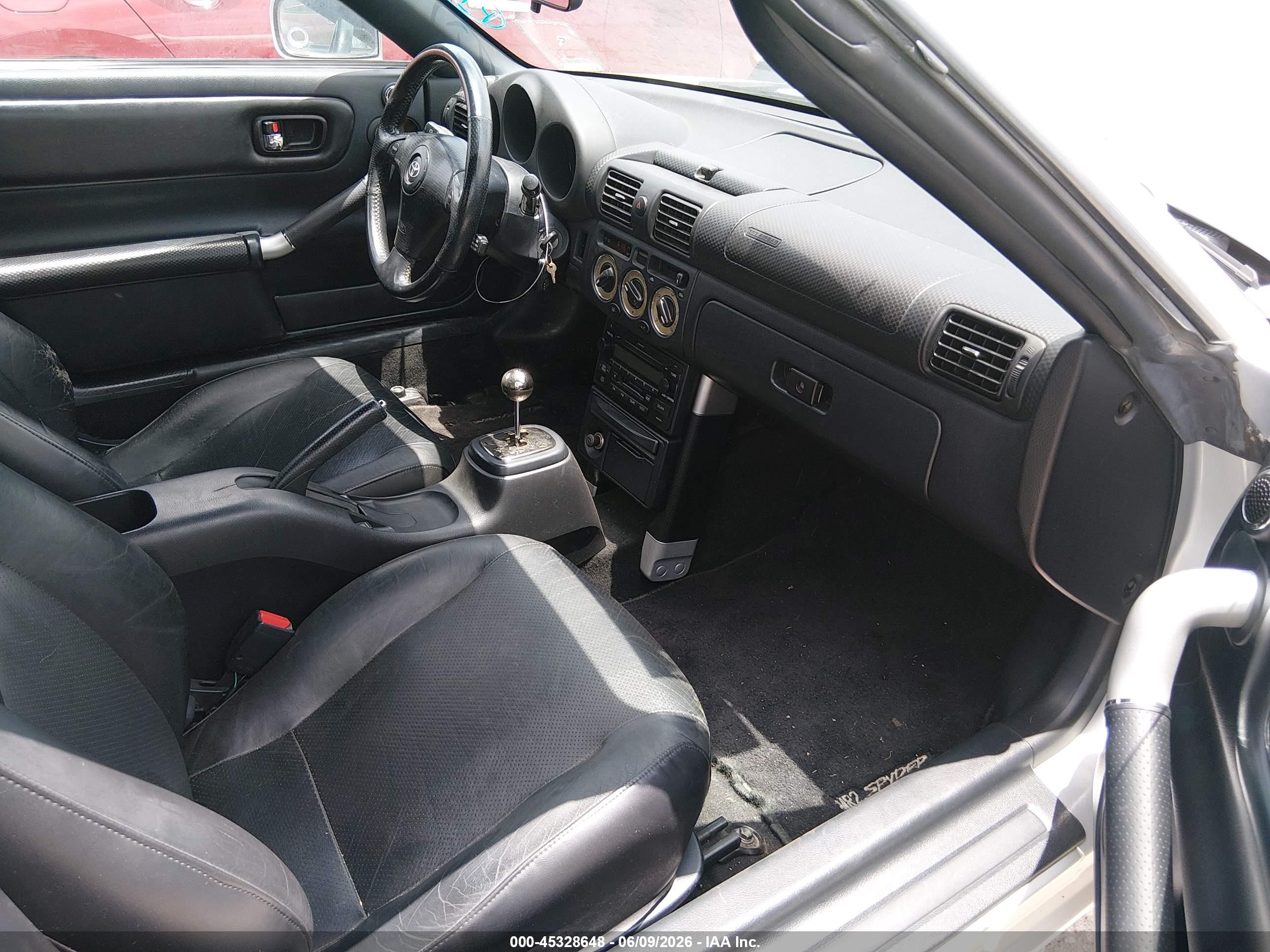 2003 Toyota Mr2 Spyder   Silver vin: JTDFR320930064010