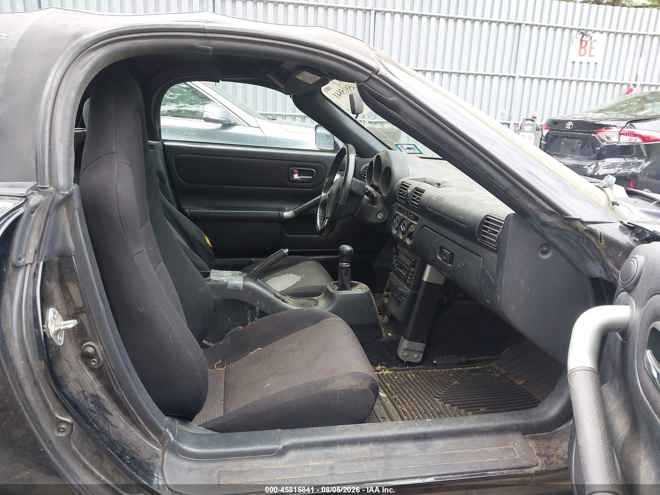 2000 Toyota Mr2 Spyder   Black vin: JTDFR3209Y0020452