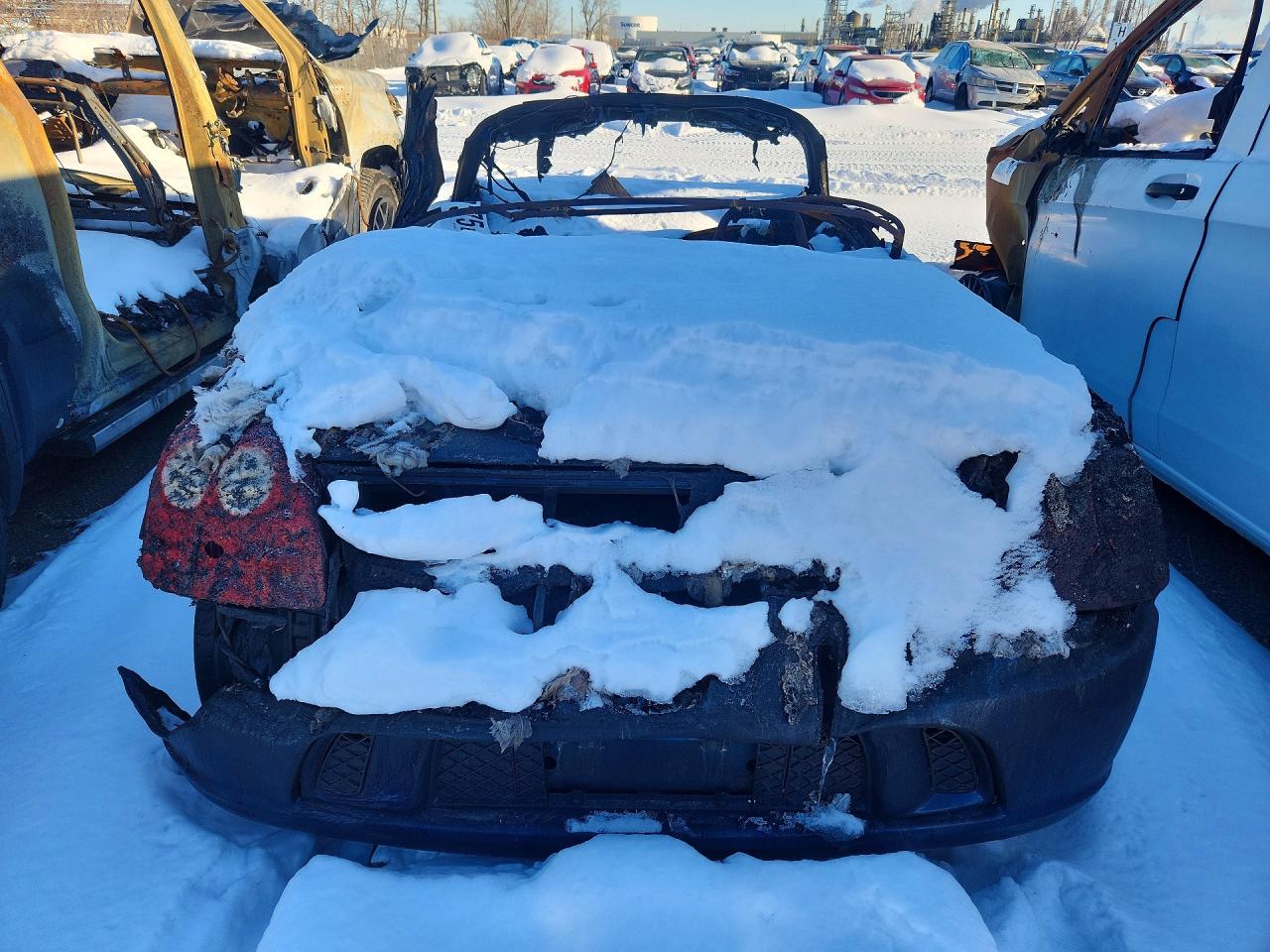 2004 Toyota Mr2 Spyder Burn vin: JTDFR320X40067001
