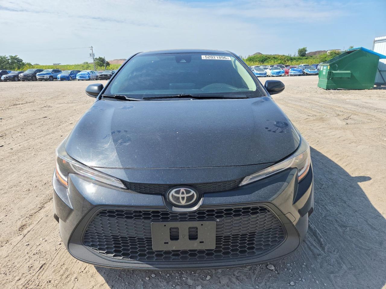 2022 Toyota Corolla Le Black vin: JTDHPMAEXNJ200367
