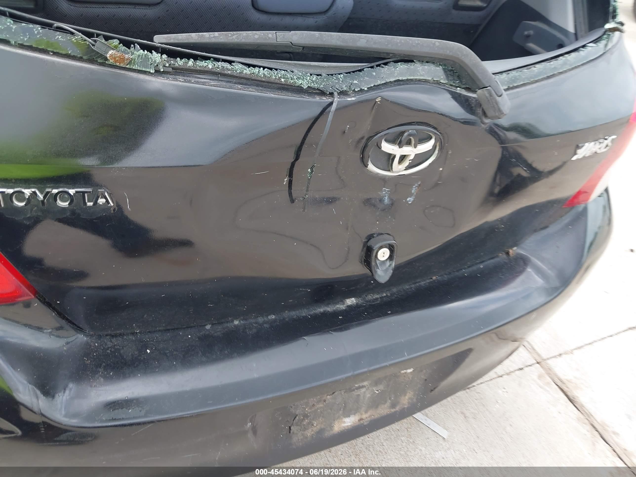 2010 Toyota Yaris   Black vin: JTDJT4K30A5297107