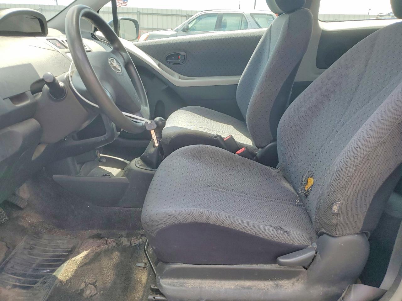 2010 Toyota Yaris Base Blue vin: JTDJT4K32A5316059