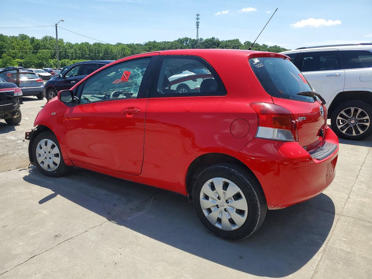 2010 Toyota Yaris Base Красный vin: JTDJT4K33A5283671