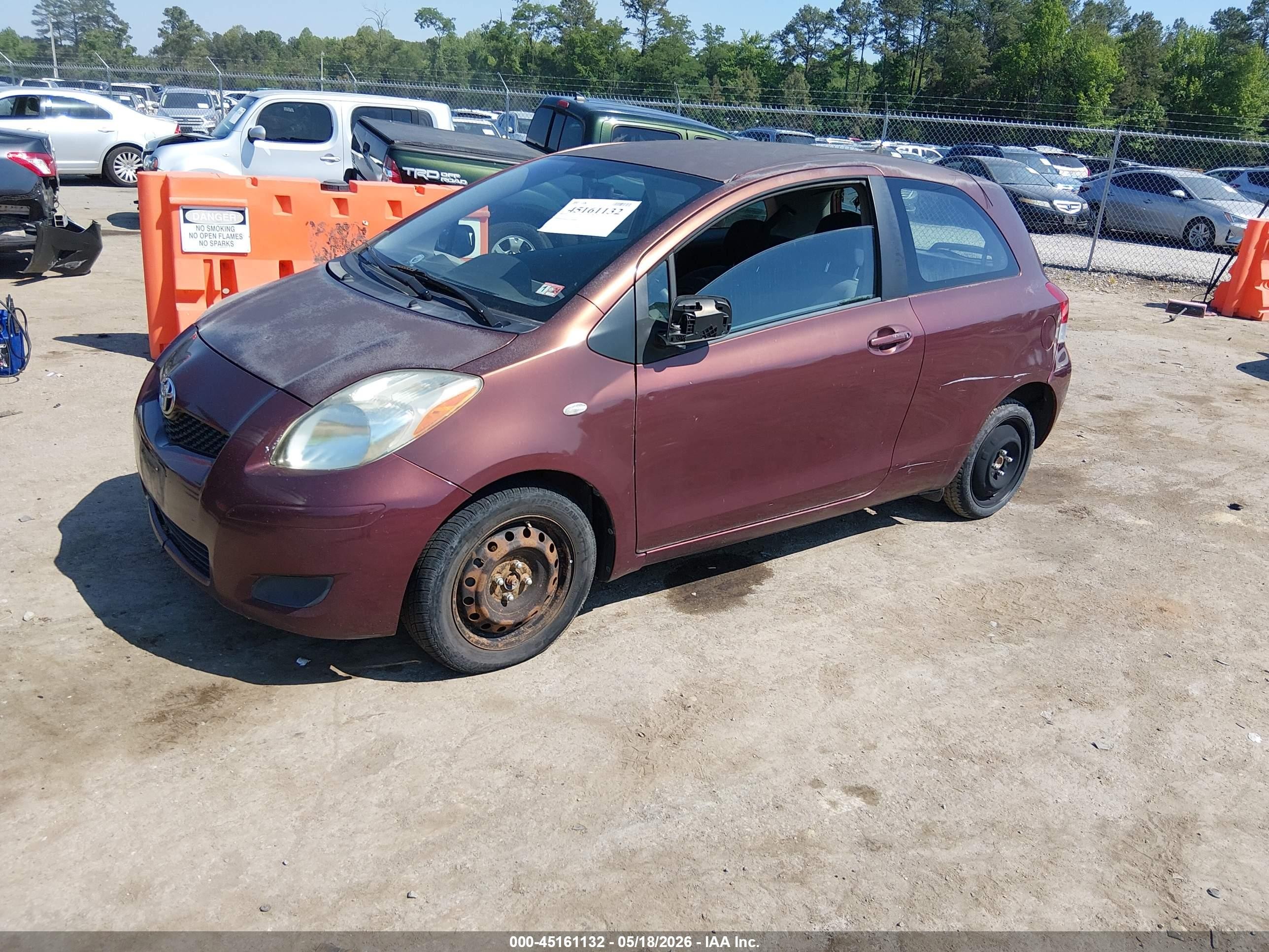 2010 Toyota Yaris Purple vin: JTDJT4K33A5295867