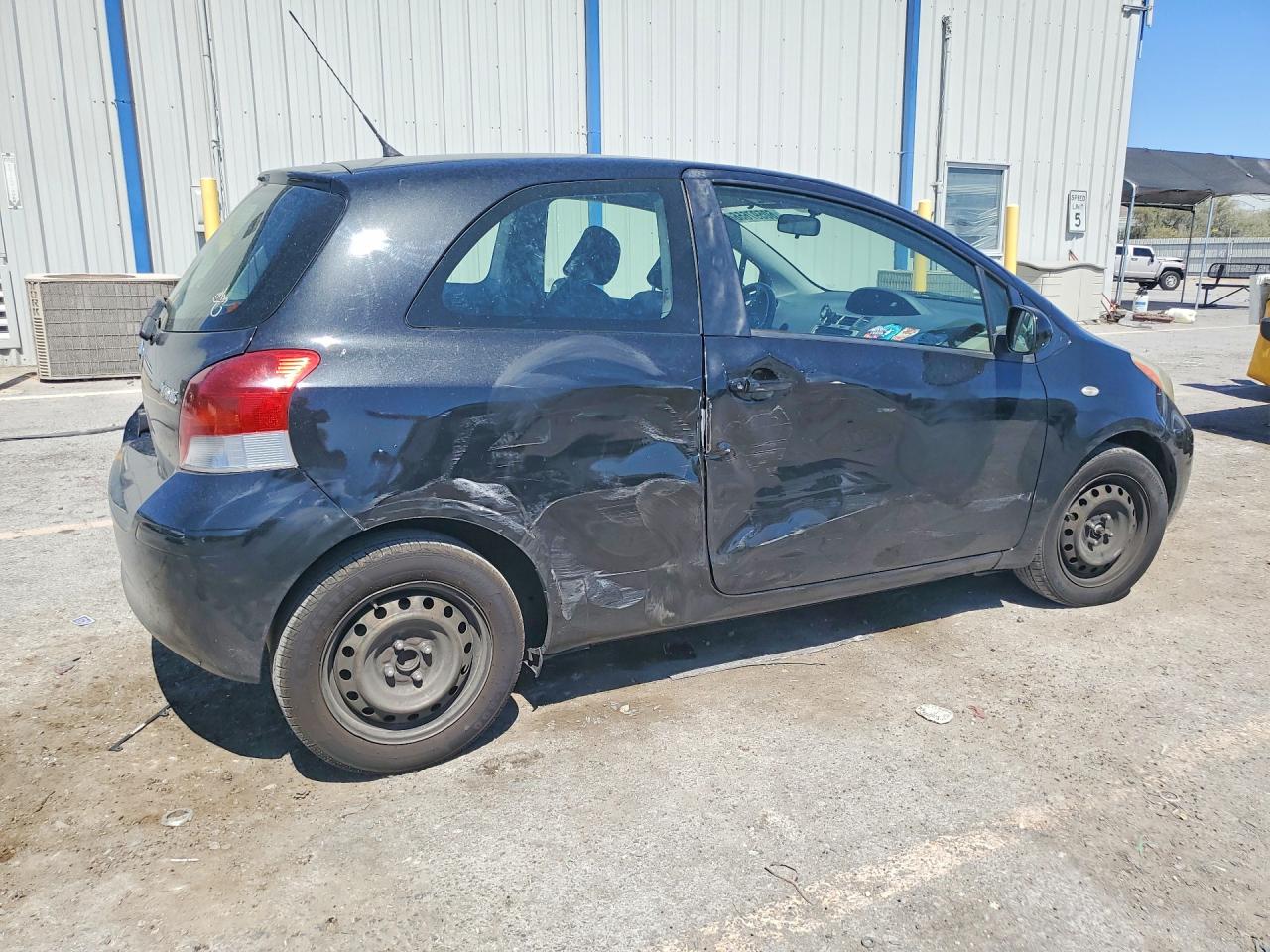 2010 Toyota Yaris Base Black vin: JTDJT4K33A5324249