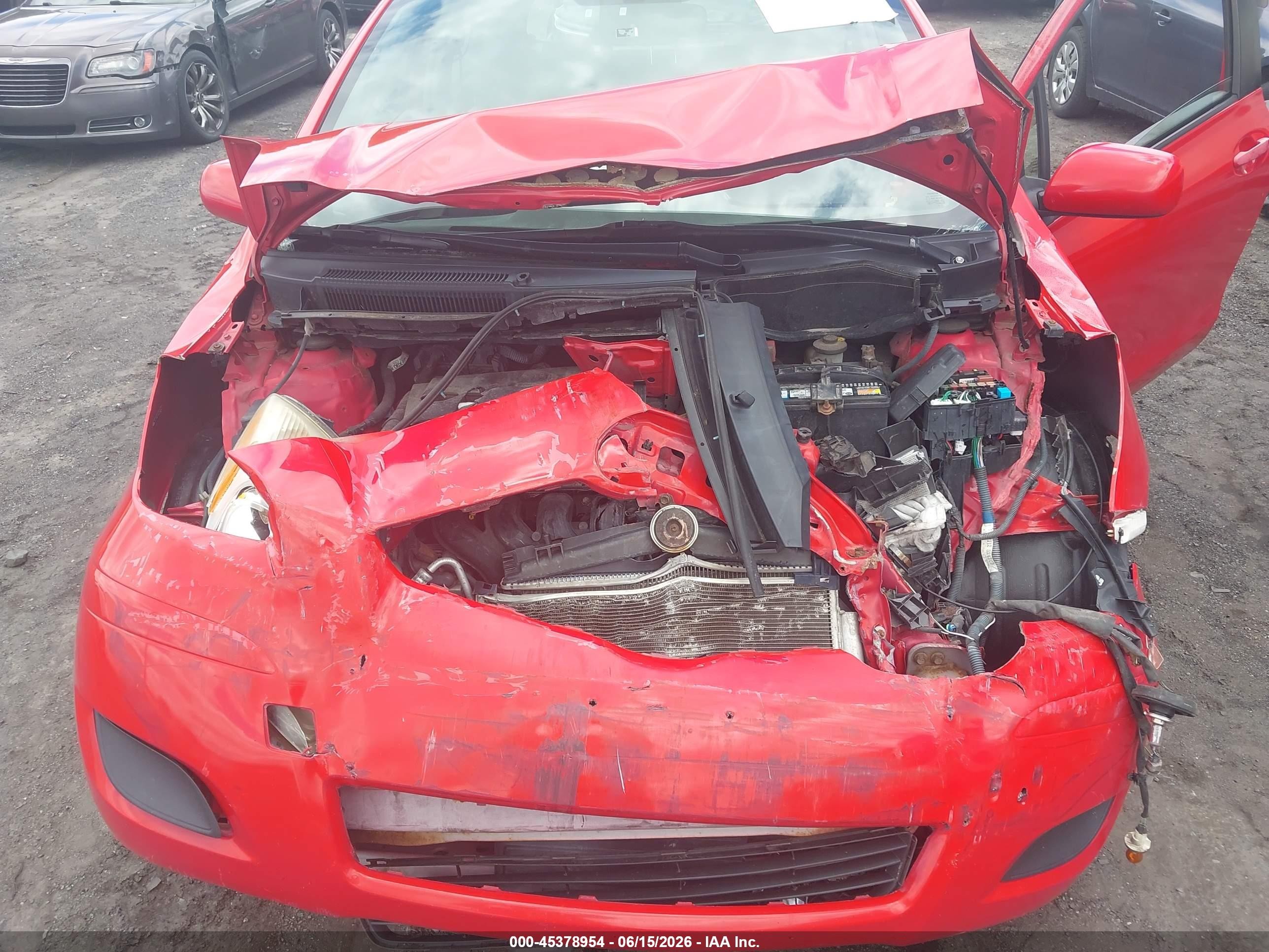 2010 Toyota Yaris   Red vin: JTDJT4K35A5299287