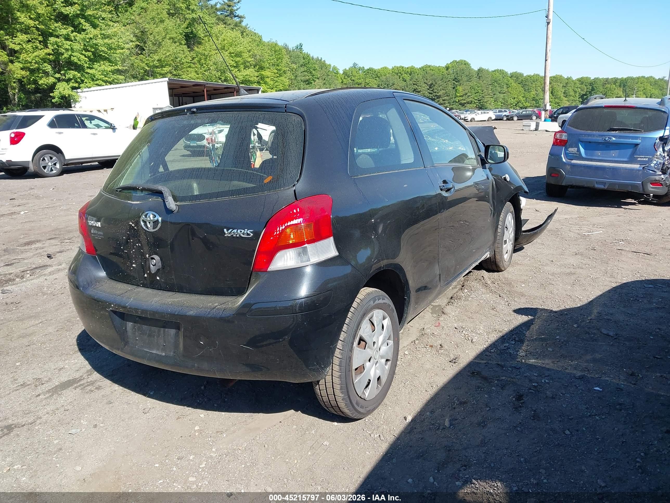 2011 Toyota Yaris   Black vin: JTDJT4K35B5332502