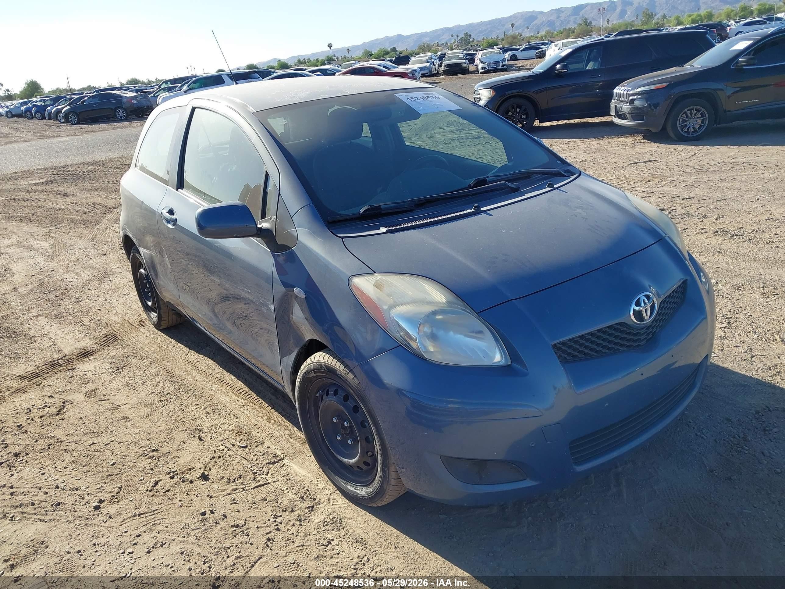2011 Toyota Yaris   Gray vin: JTDJT4K37B5330198