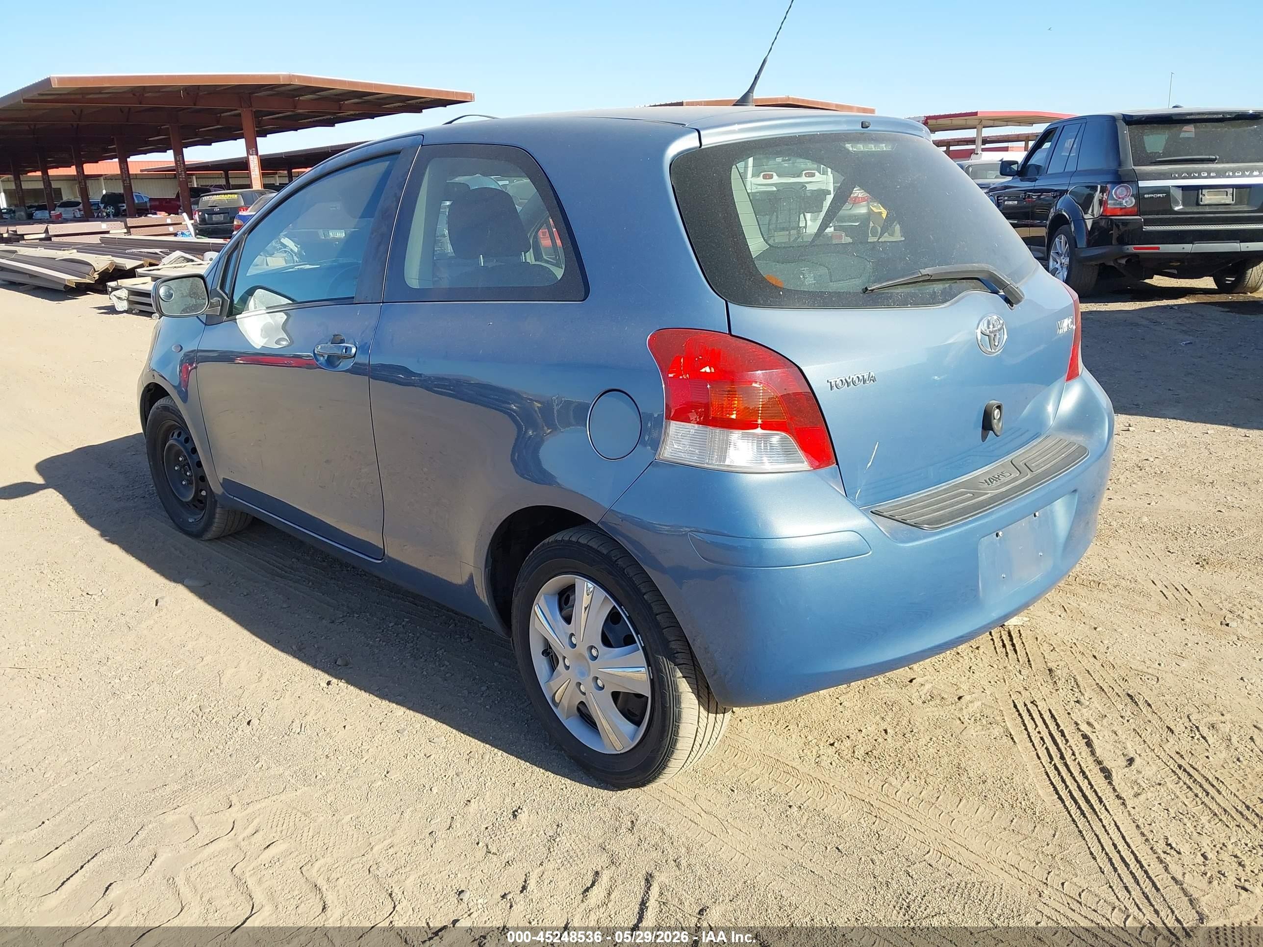 2011 Toyota Yaris   Gray vin: JTDJT4K37B5330198