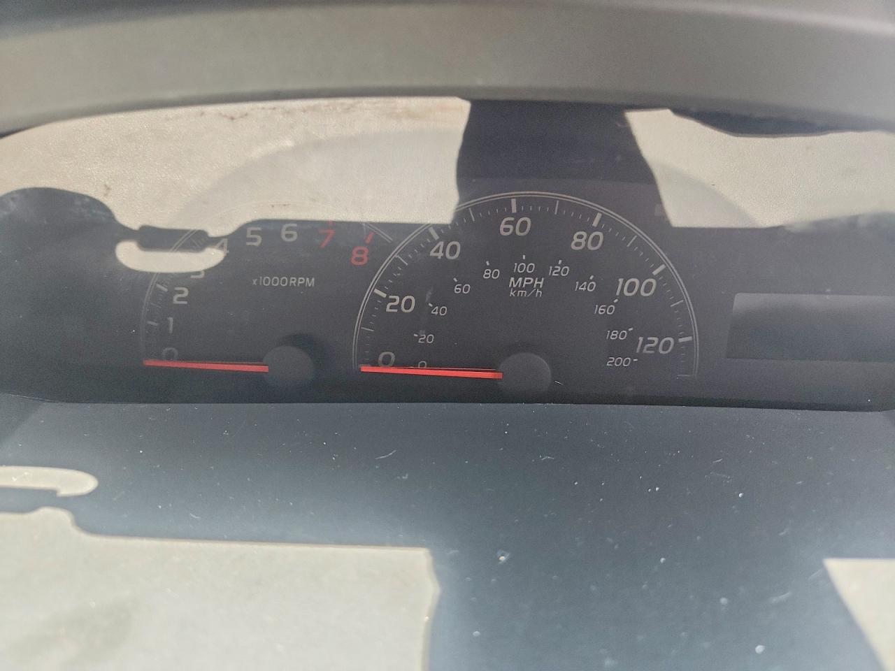 2011 Toyota Yaris Base Белый vin: JTDJT4K38B5334664
