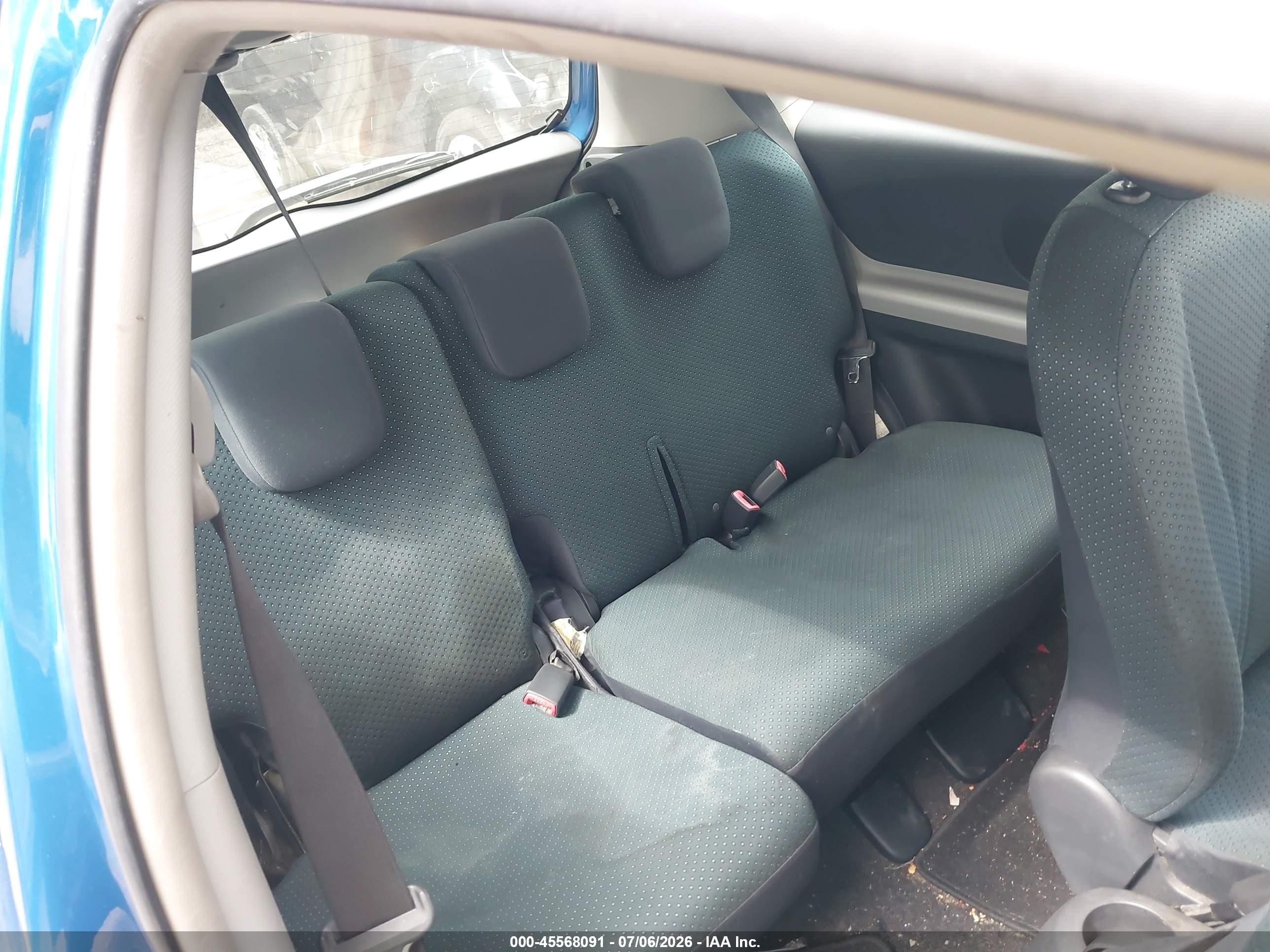 2008 Toyota Yaris   Blue vin: JTDJT903085207044
