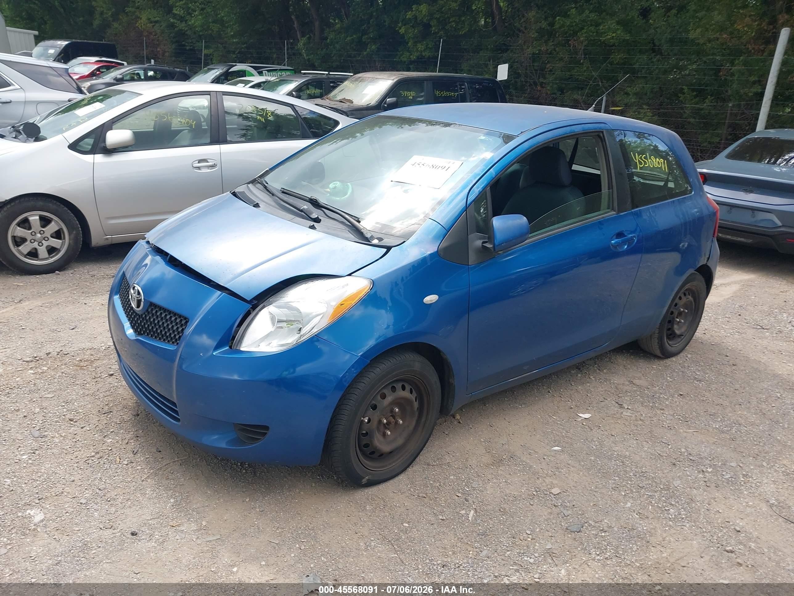 2008 Toyota Yaris   Blue vin: JTDJT903085207044