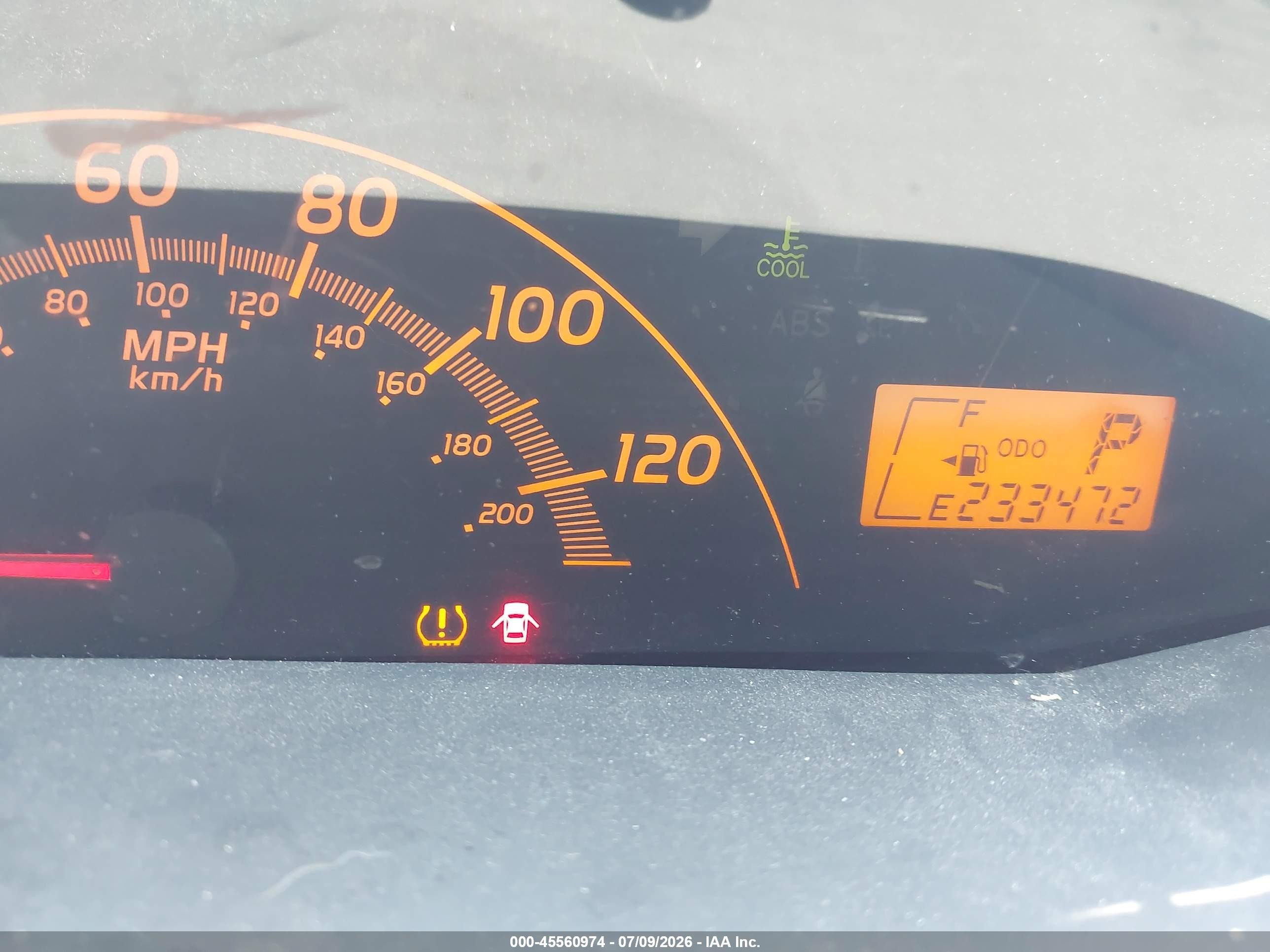 2009 Toyota Yaris   Silver vin: JTDJT903495222986
