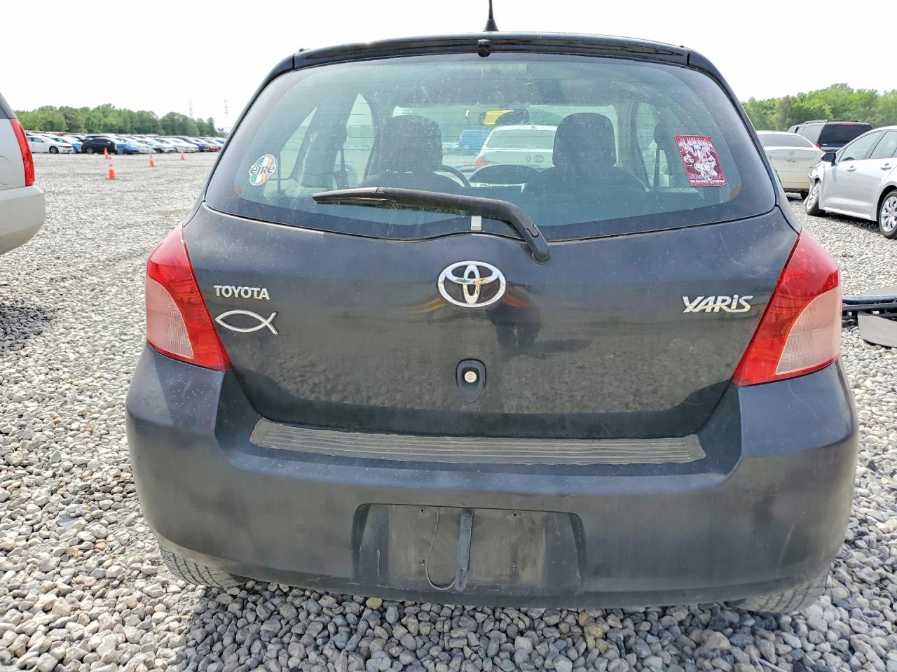 2008 Toyota Yaris Base Black vin: JTDJT903785162829
