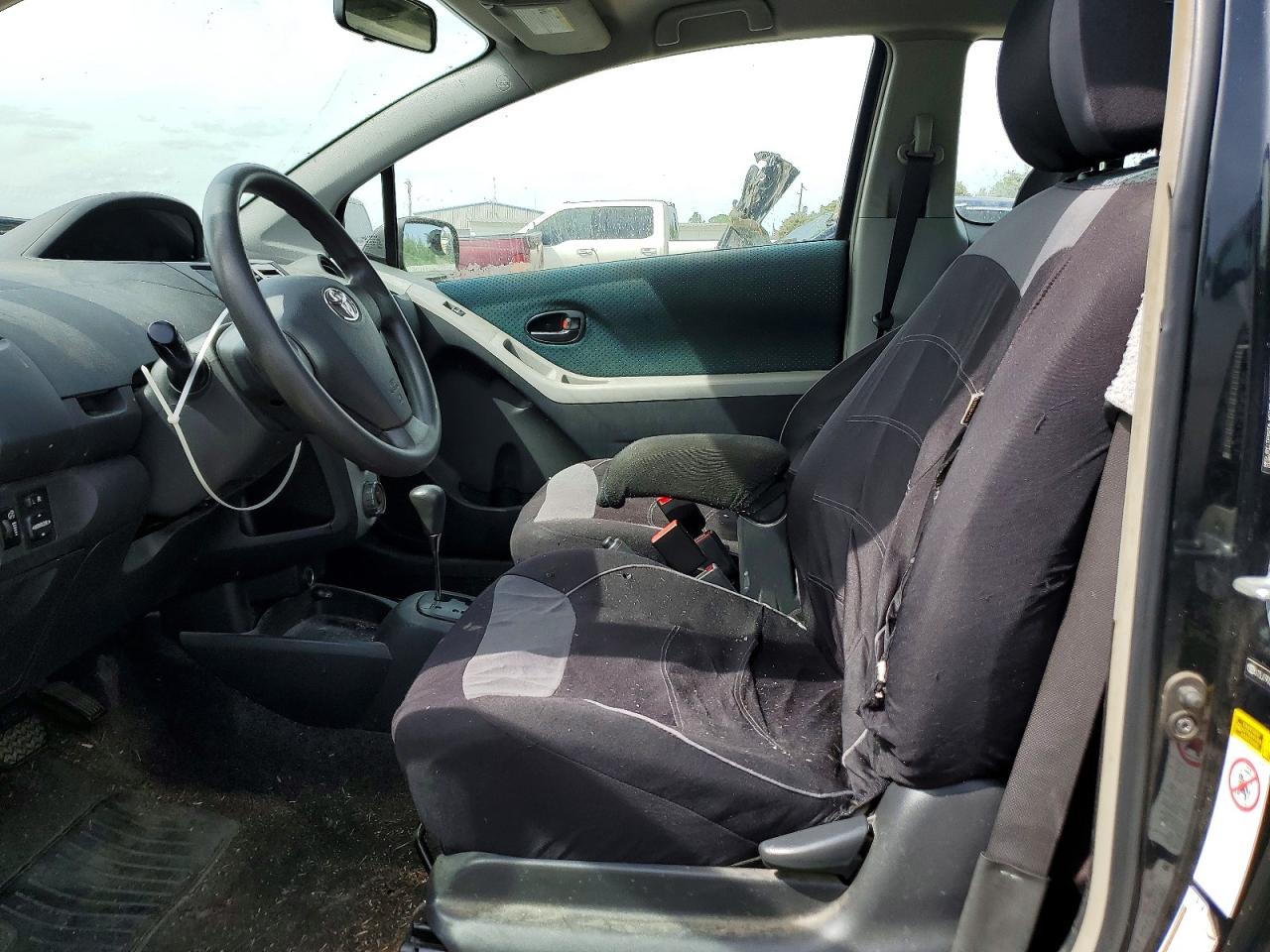 2008 Toyota Yaris Base Black vin: JTDJT903785162829