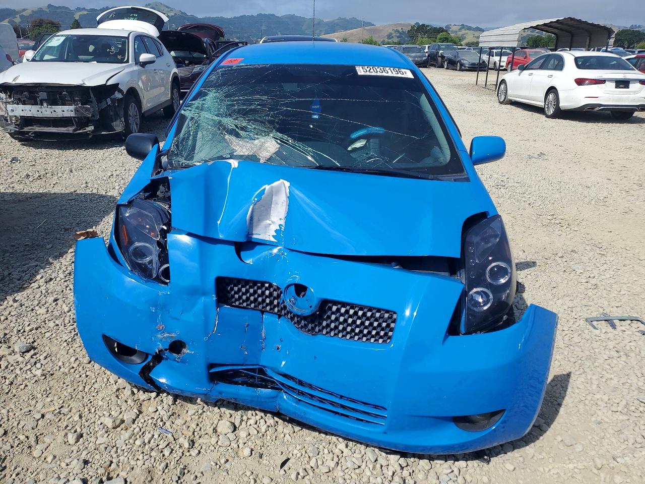 2007 Toyota Yaris Base Blue vin: JTDJT903975136019