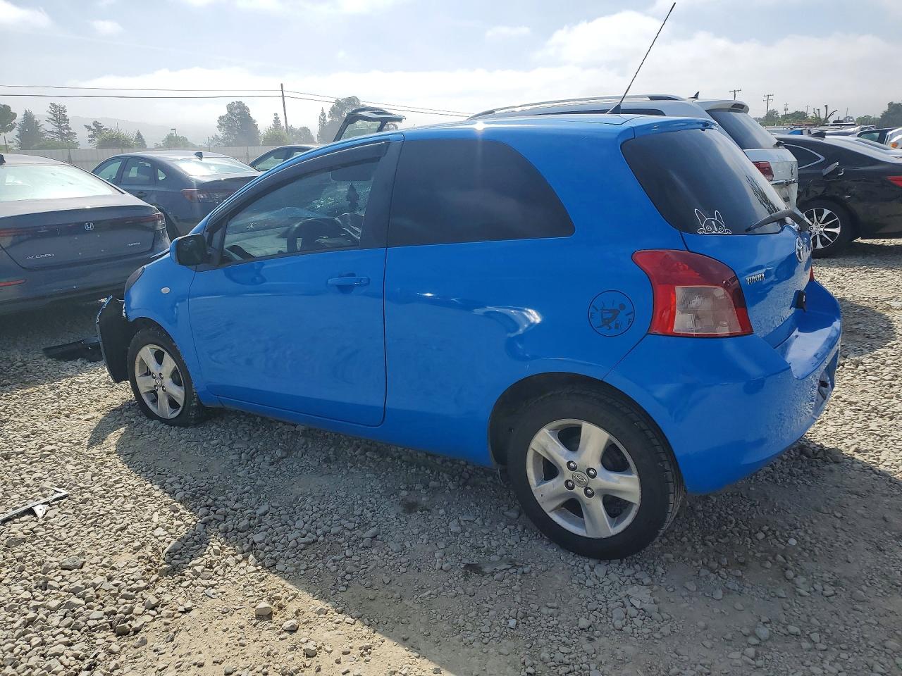 2007 Toyota Yaris Base Blue vin: JTDJT903975136019