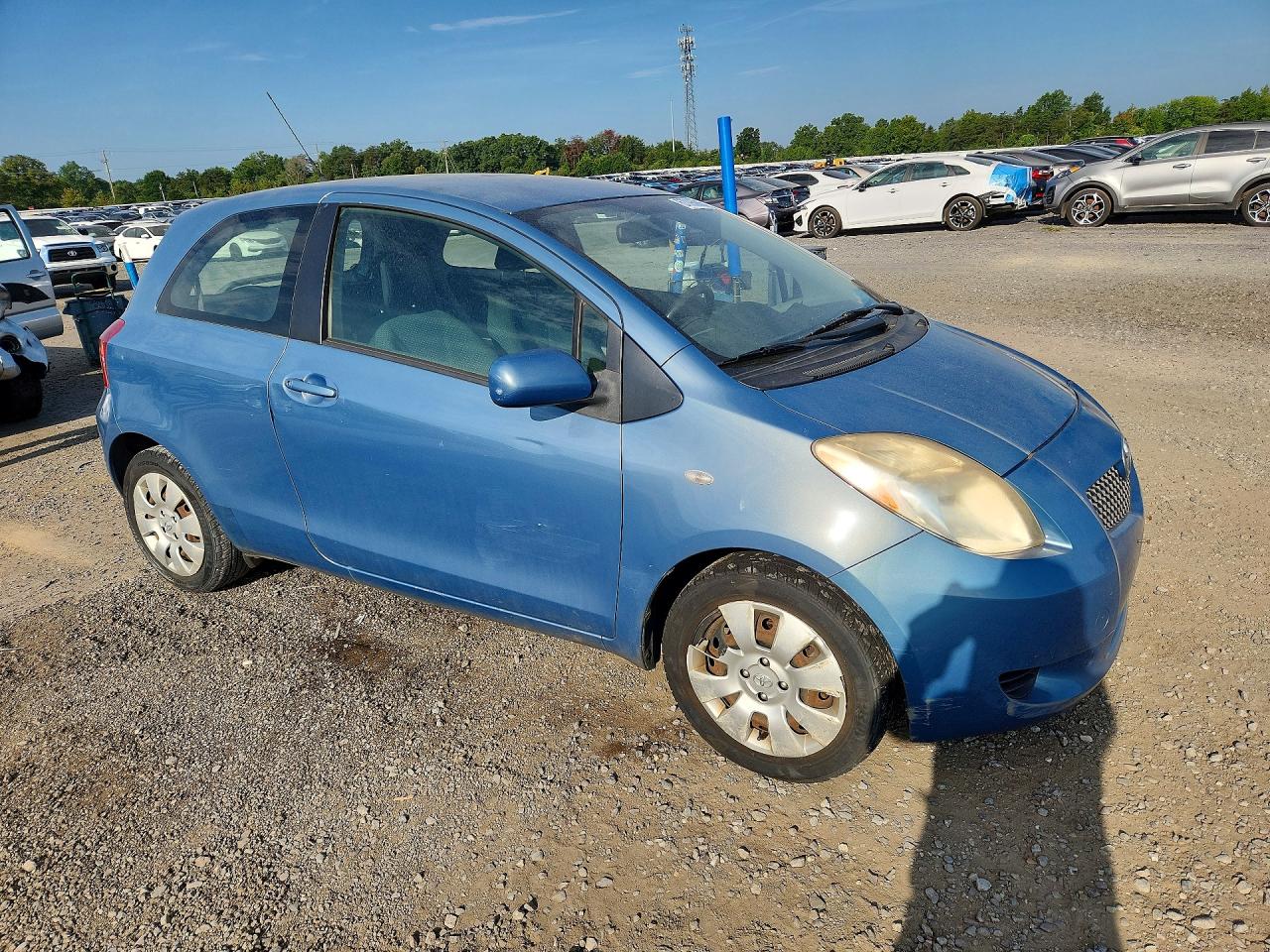 2007 Toyota Yaris Base Blue vin: JTDJT903975137686