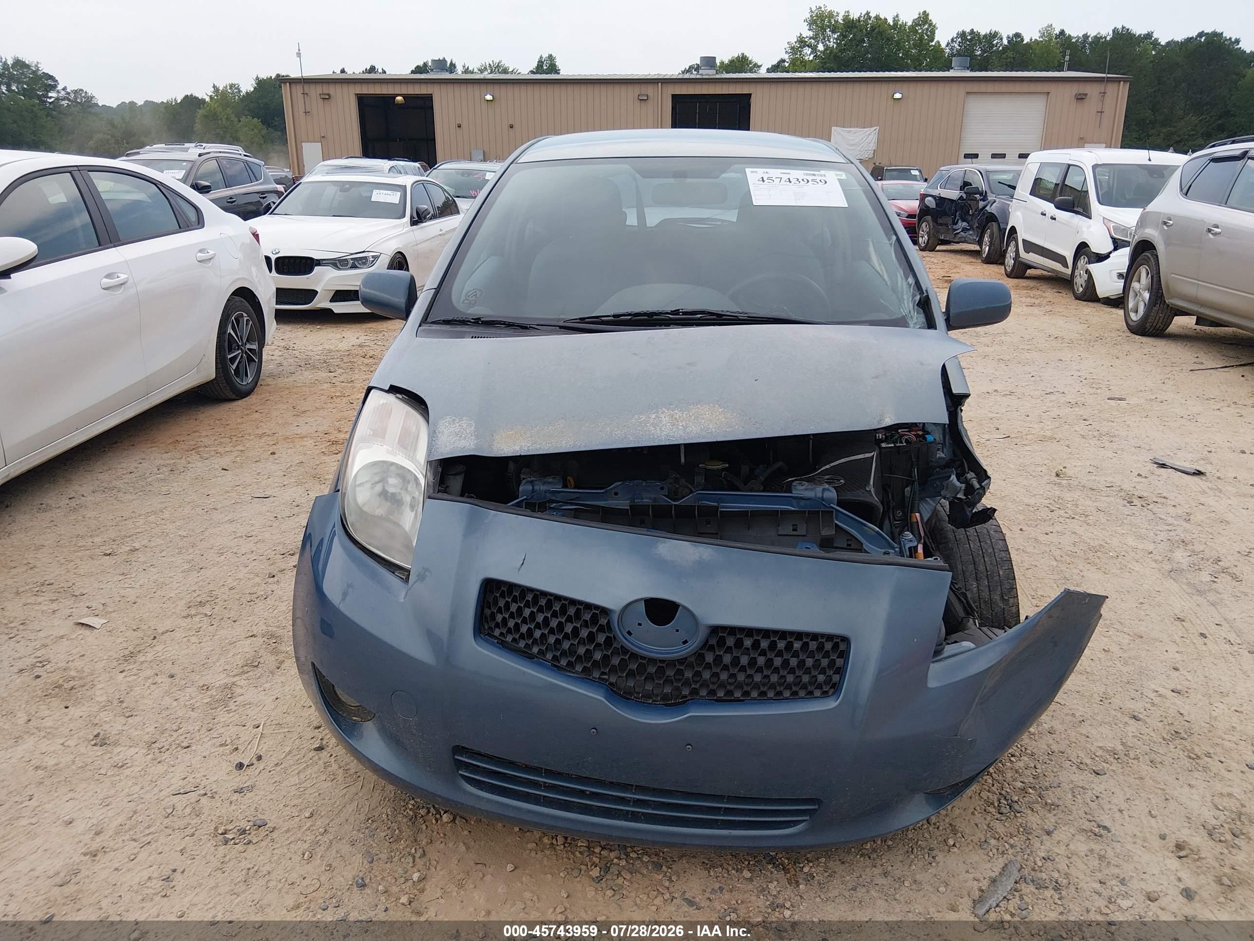 2008 Toyota Yaris   Blue vin: JTDJT903985172116