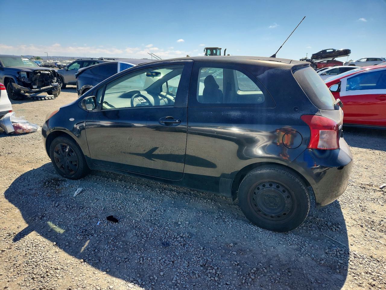 2008 Toyota Yaris Base Black vin: JTDJT923085156352