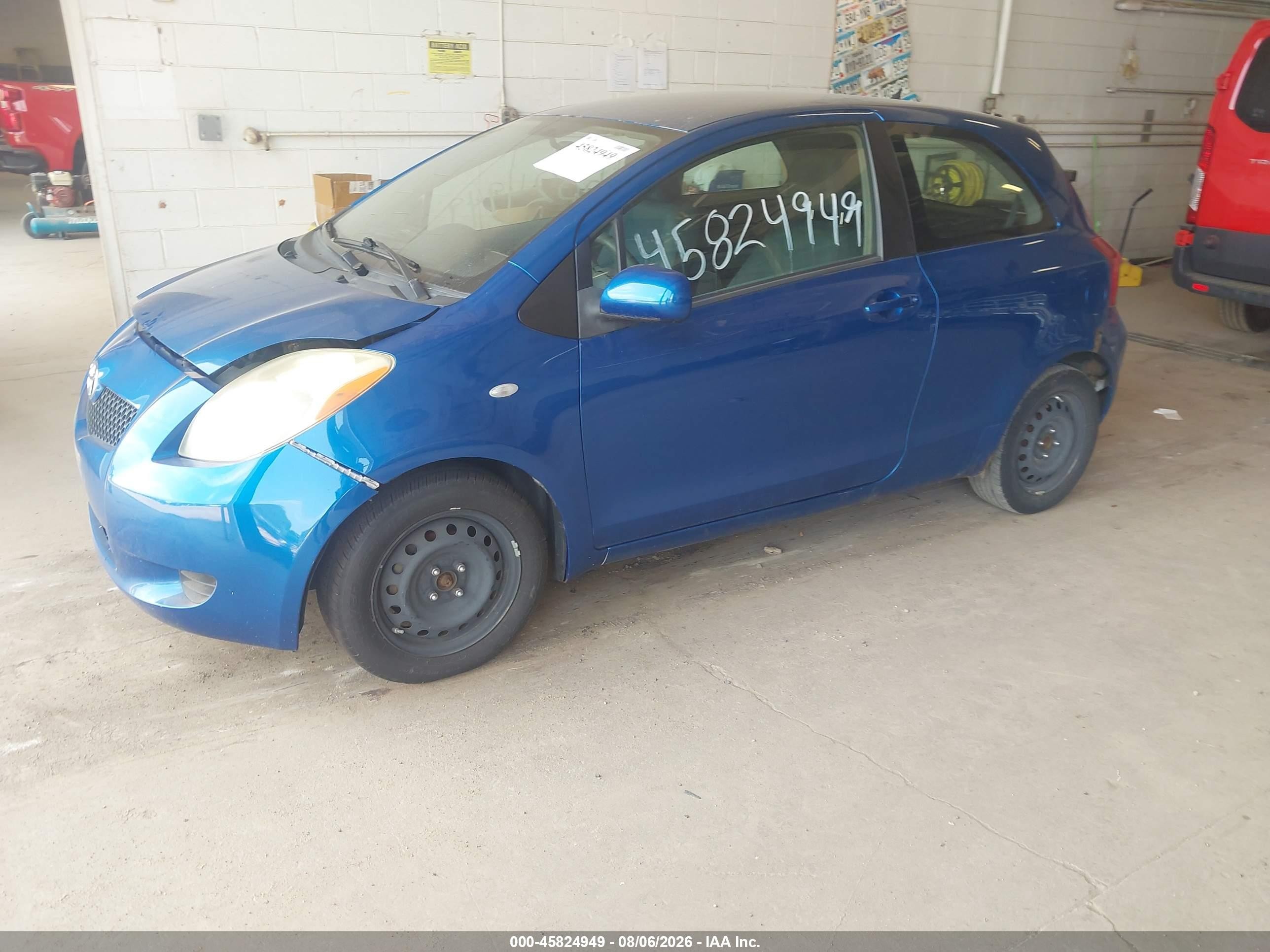 2008 Toyota Yaris   Синий vin: JTDJT923085214377