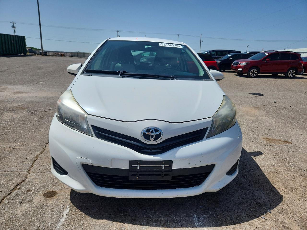 2012 Toyota Yaris 3-door Le White vin: JTDJTUD30CD507792