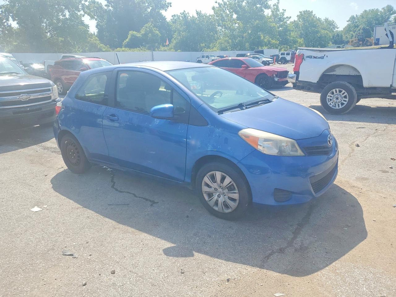 2014 Toyota Yaris 3-door Le Blue vin: JTDJTUD30ED589459
