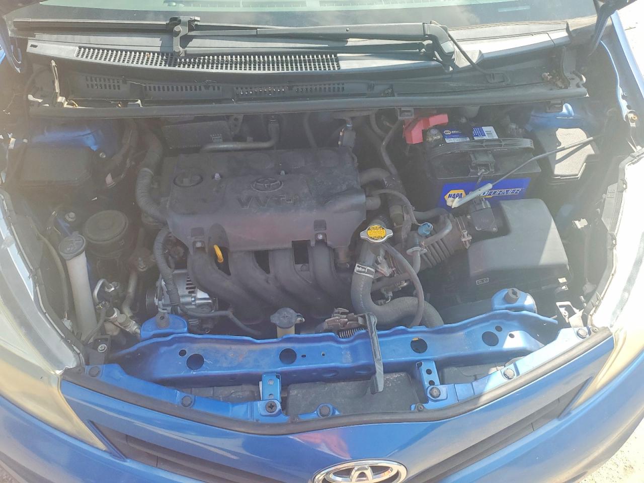 2014 Toyota Yaris 3-door Le Blue vin: JTDJTUD30ED589459