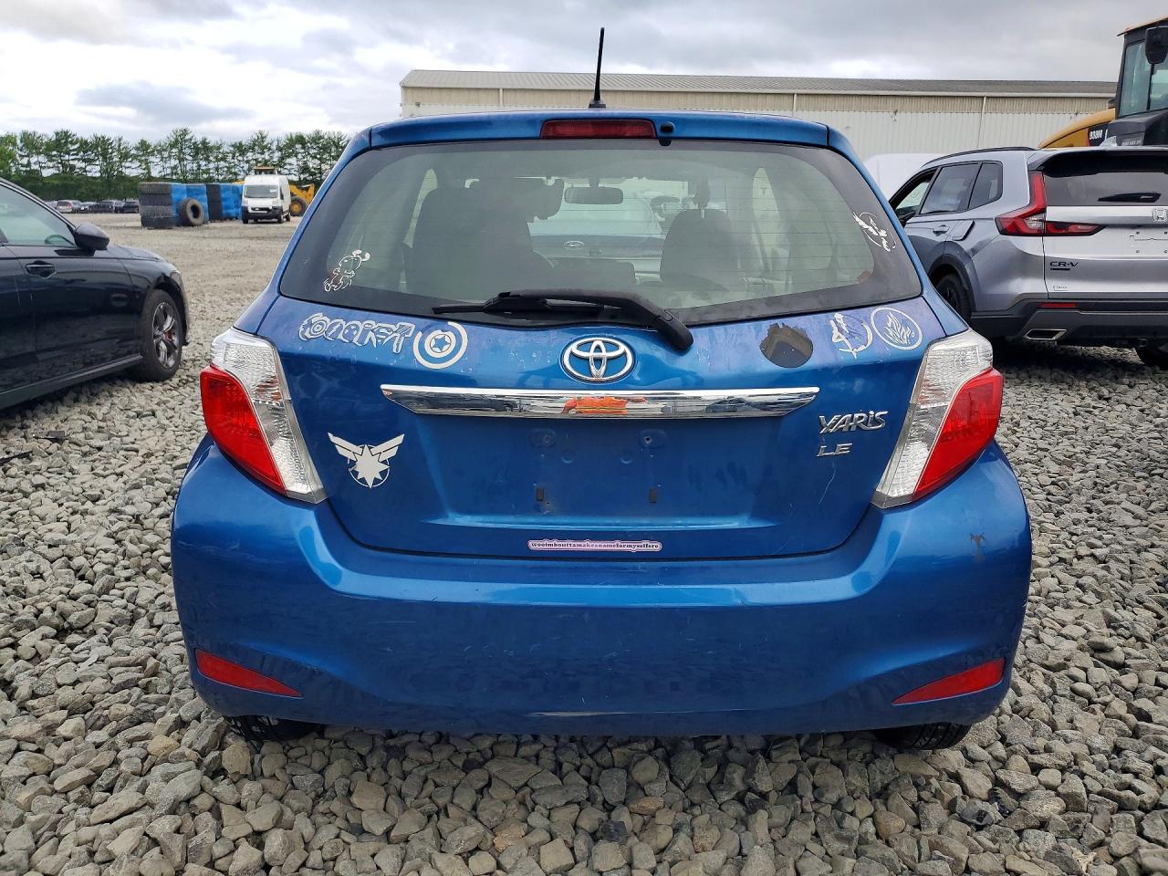 2012 Toyota Yaris Blue vin: JTDJTUD31CD539148
