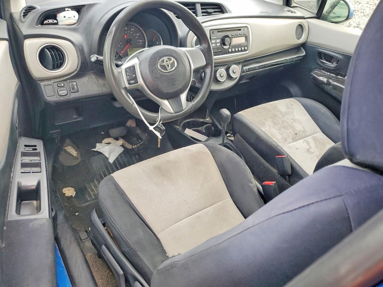 2012 Toyota Yaris Blue vin: JTDJTUD31CD539148