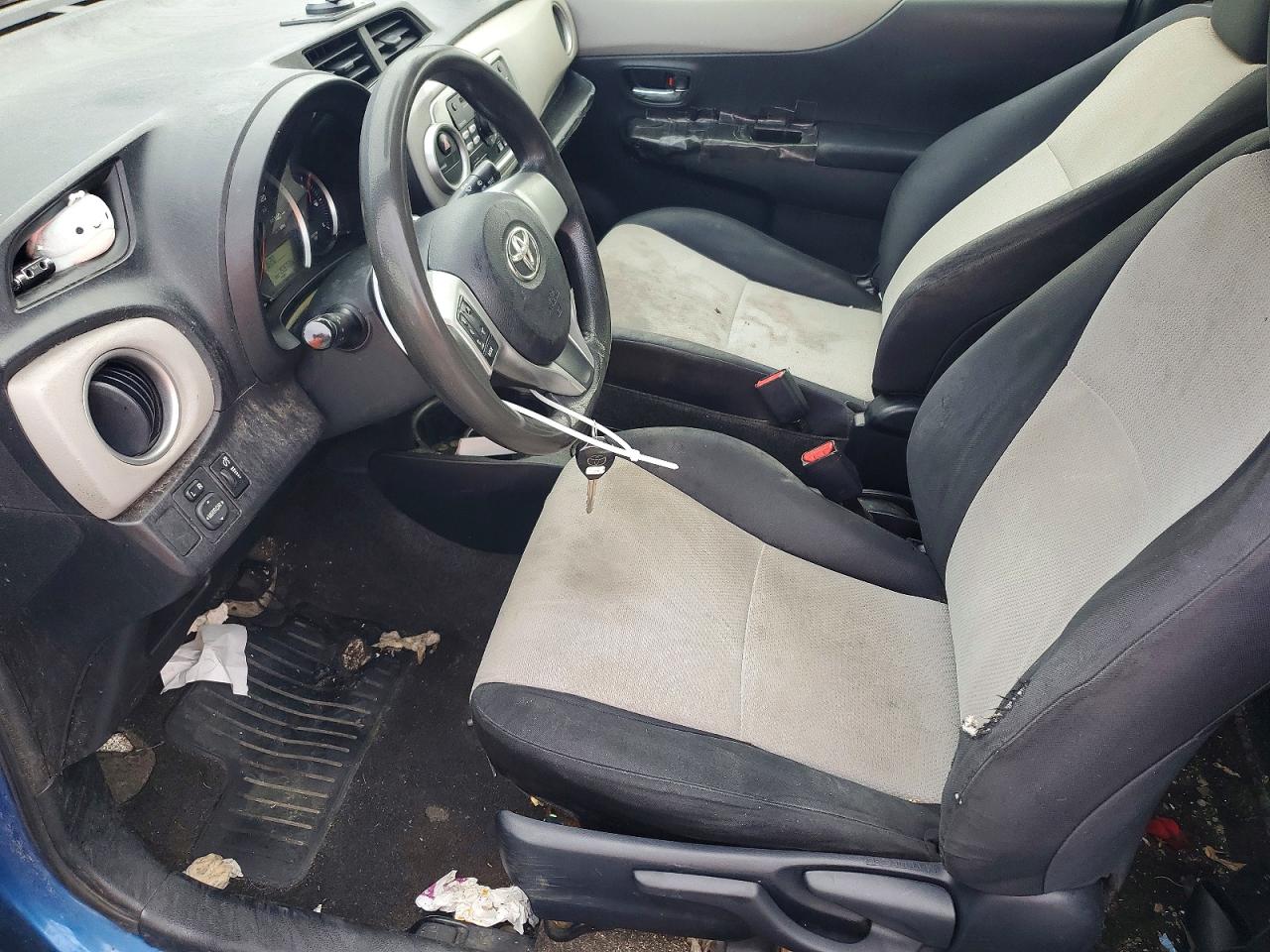 2012 Toyota Yaris Blue vin: JTDJTUD31CD539148