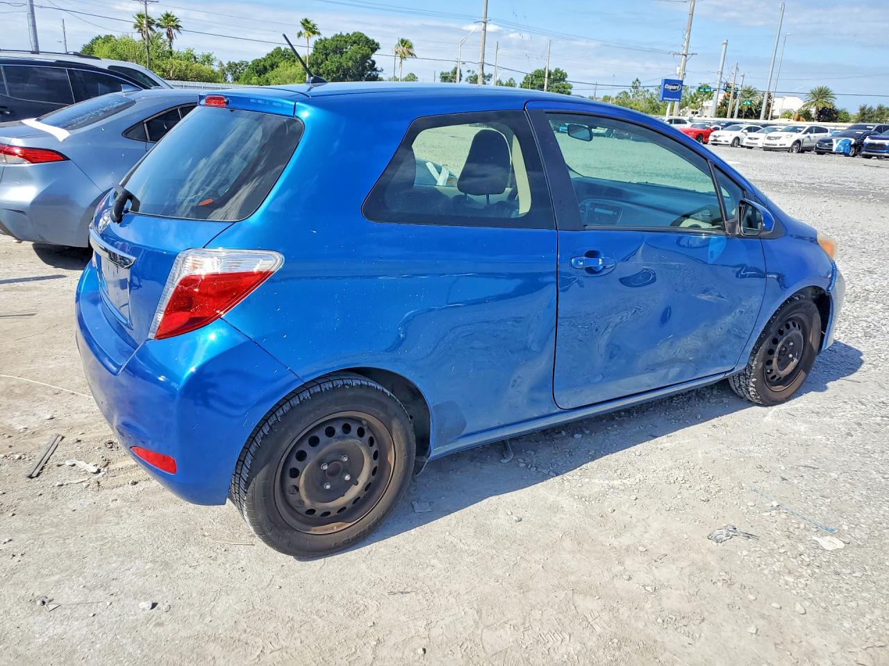 2012 Toyota Yaris 3-door L Blue vin: JTDJTUD32CD521029