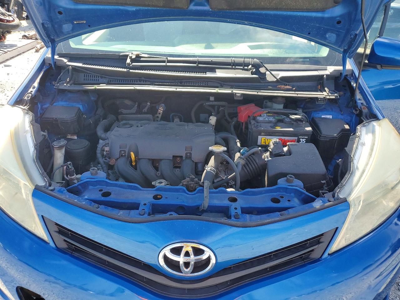 2012 Toyota Yaris 3-door L Blue vin: JTDJTUD32CD521029