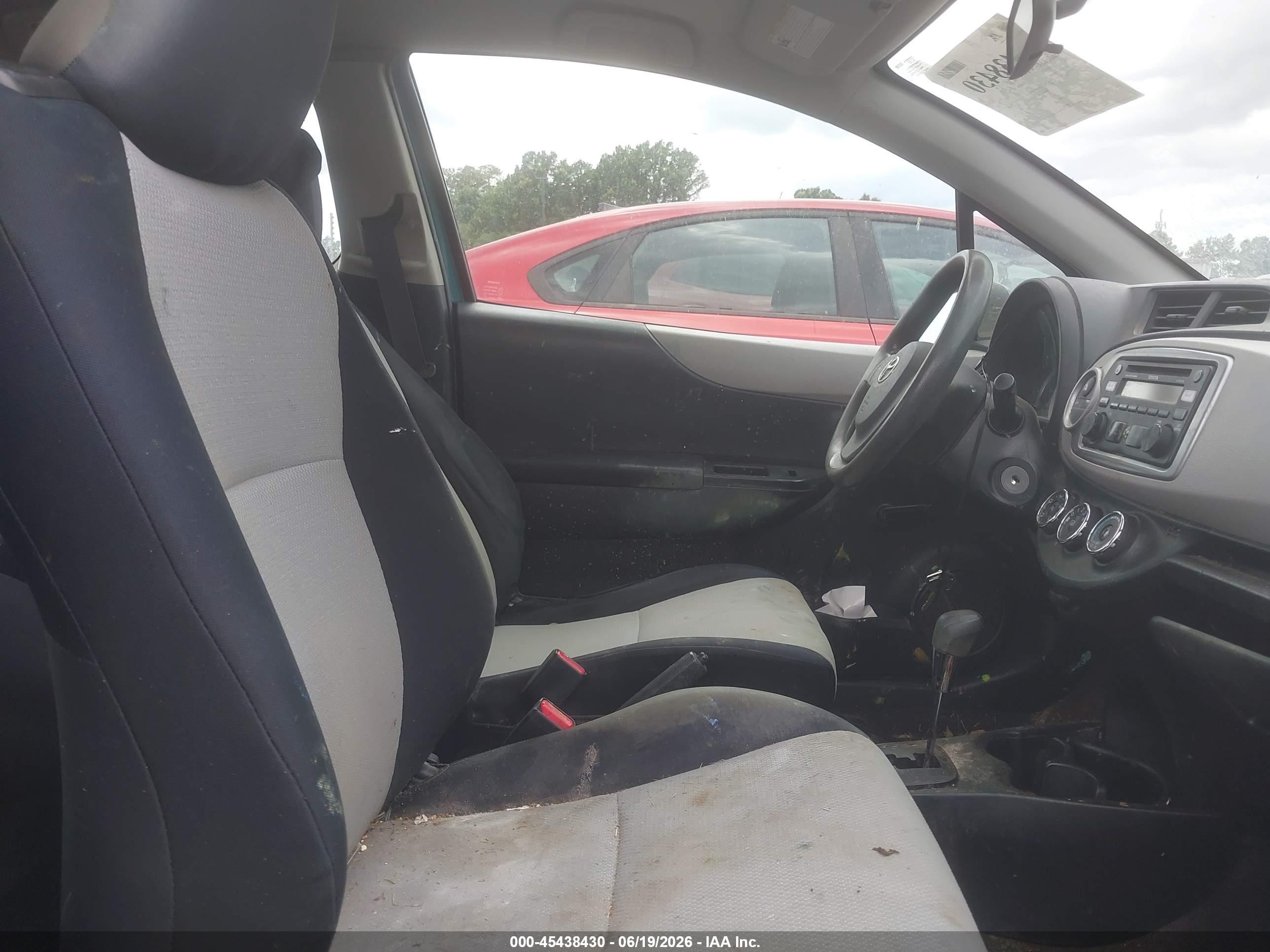 2012 Toyota Yaris L Teal vin: JTDJTUD33CD500920