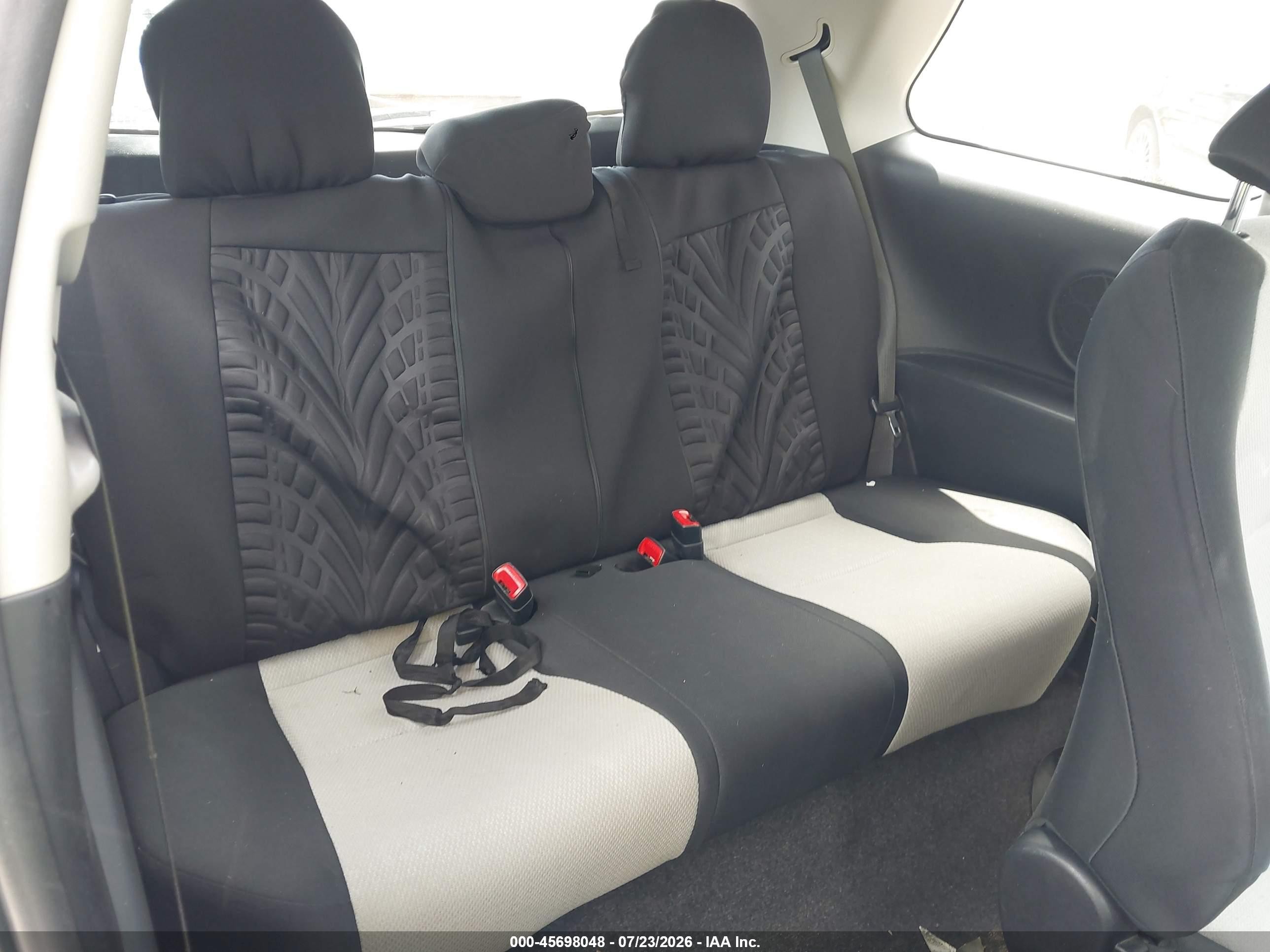 2013 Toyota Yaris L Gray vin: JTDJTUD33DD573030