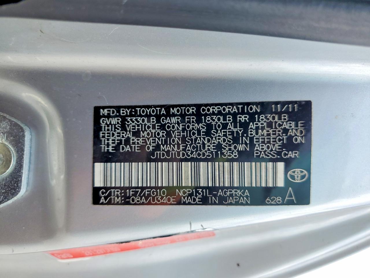 2012 Toyota Yaris 3-door L Silver vin: JTDJTUD34CD511358