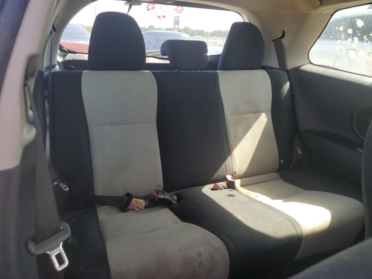 2012 Toyota Yaris Серебряный vin: JTDJTUD35CD534292