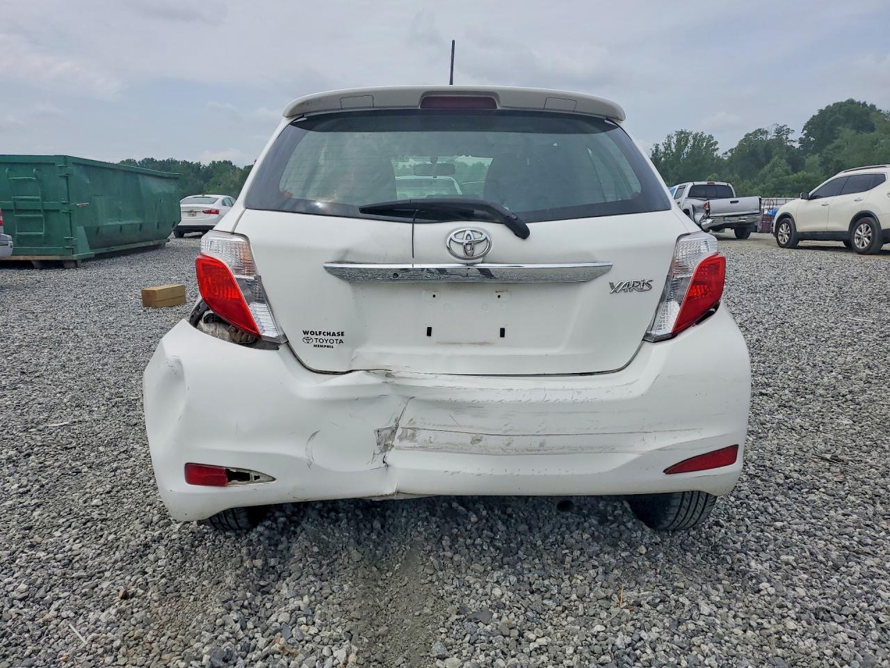 2012 Toyota Yaris 3-door L Белый vin: JTDJTUD35CD541436