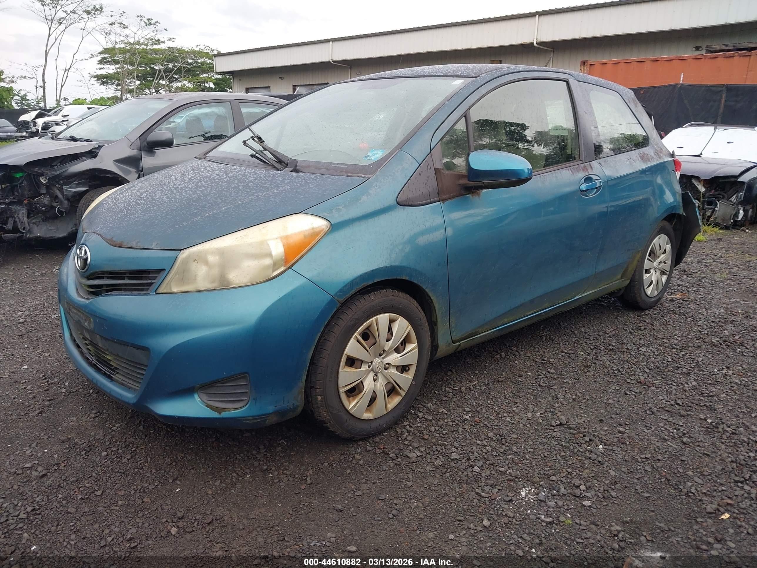 2013 Toyota Yaris L/le Teal vin: JTDJTUD35DD572591