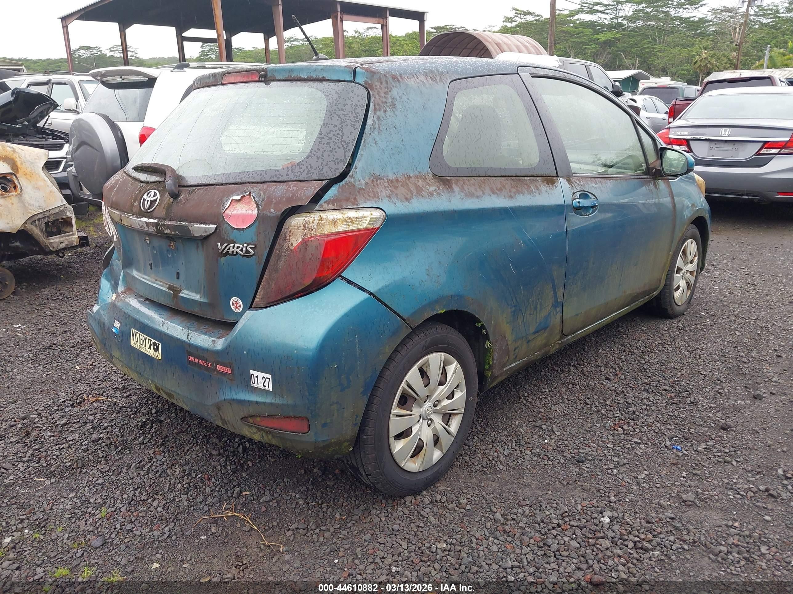 2013 Toyota Yaris L/le Teal vin: JTDJTUD35DD572591