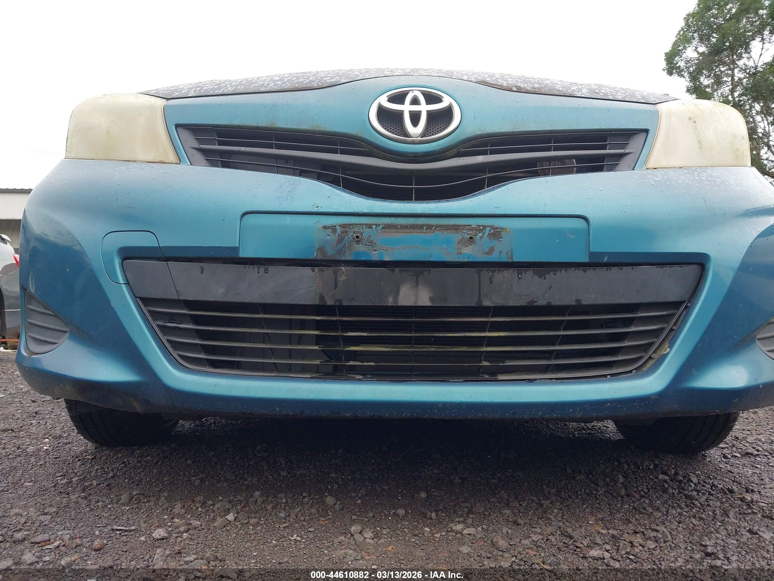 2013 Toyota Yaris L/le Teal vin: JTDJTUD35DD572591