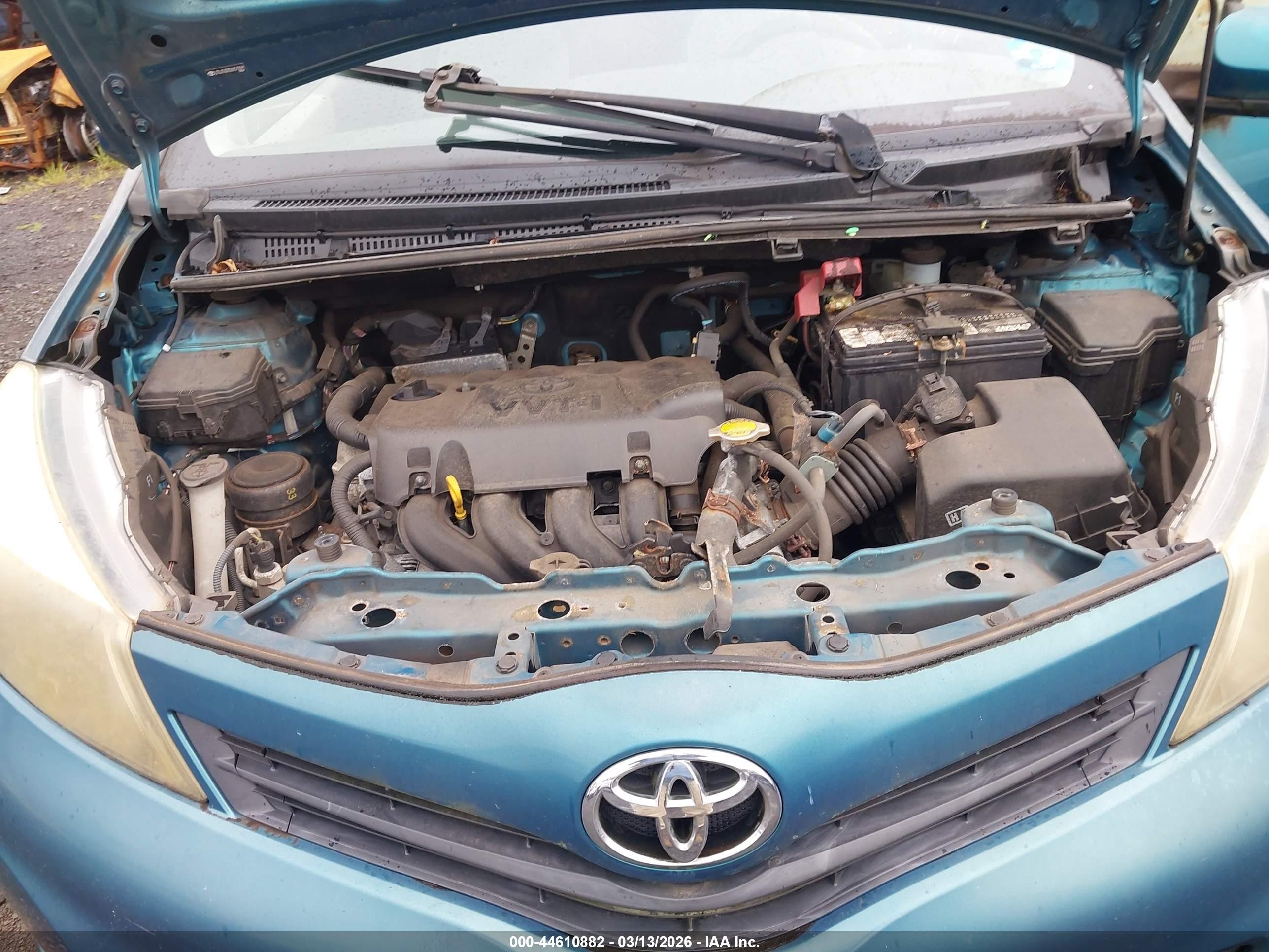 2013 Toyota Yaris L/le Teal vin: JTDJTUD35DD572591