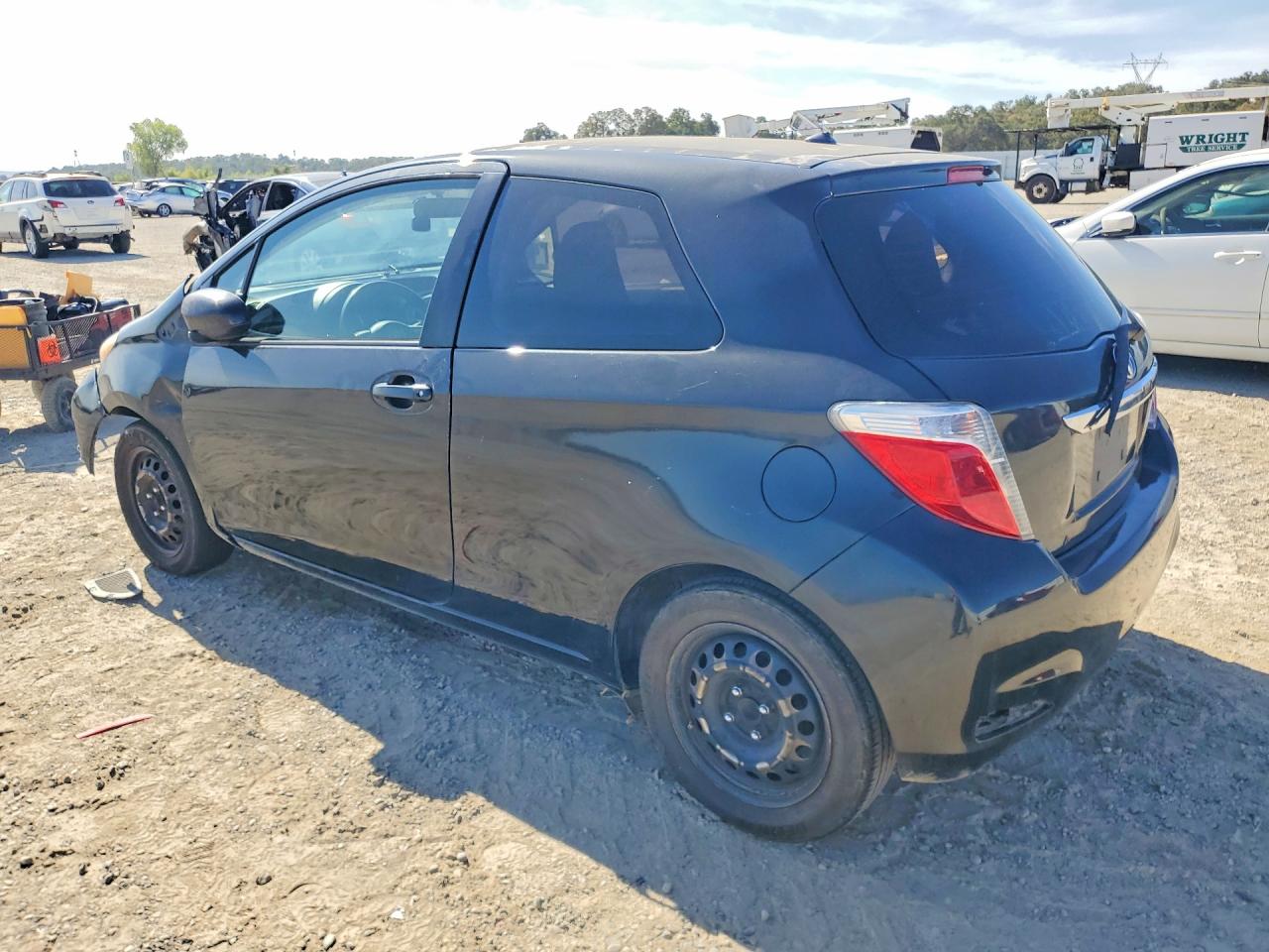 2012 Toyota Yaris 3-door Le Black vin: JTDJTUD36CD503679
