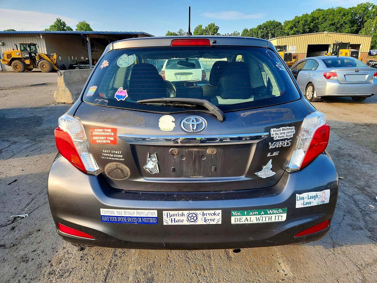 2012 Toyota Yaris 3-door Le Угольный vin: JTDJTUD37CD536593