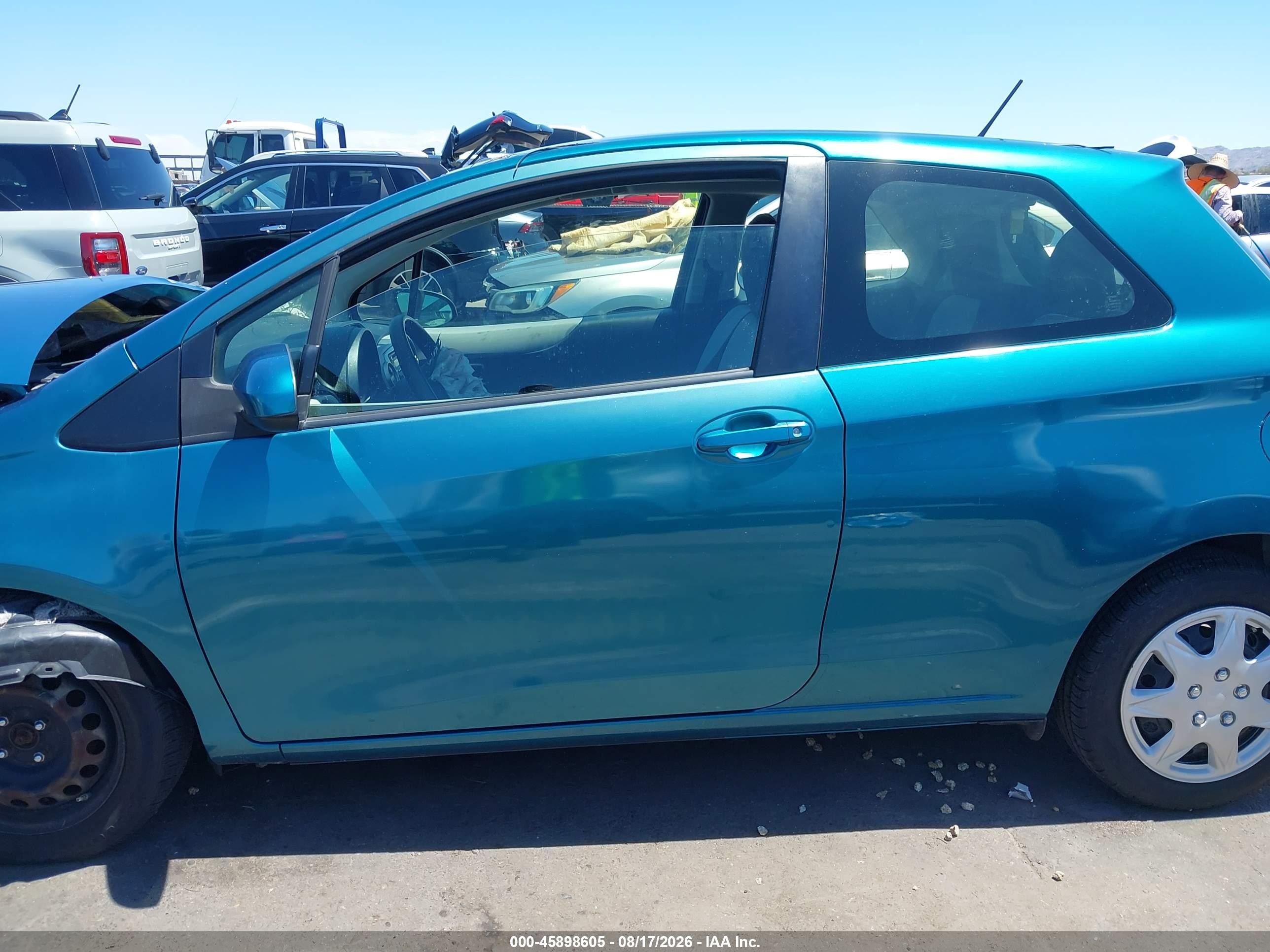 2012 Toyota Yaris L Blue vin: JTDJTUD38CD534688