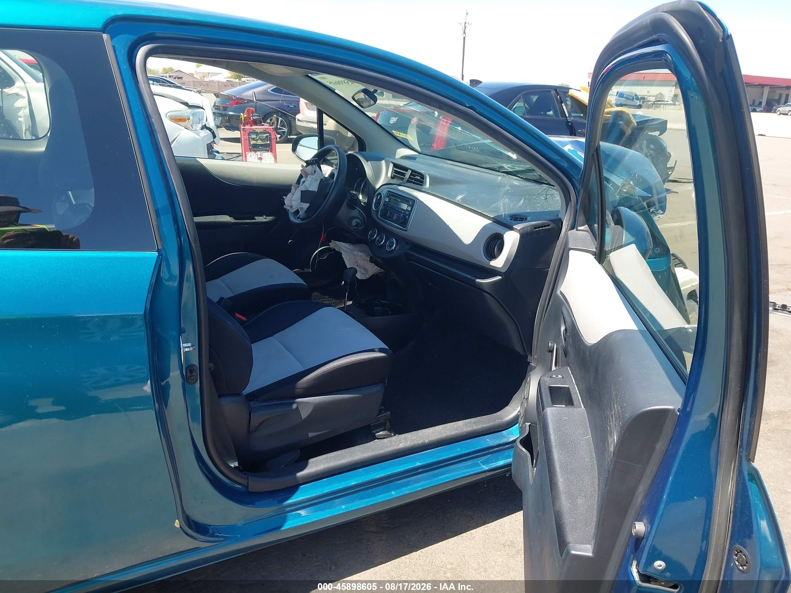 2012 Toyota Yaris L Blue vin: JTDJTUD38CD534688