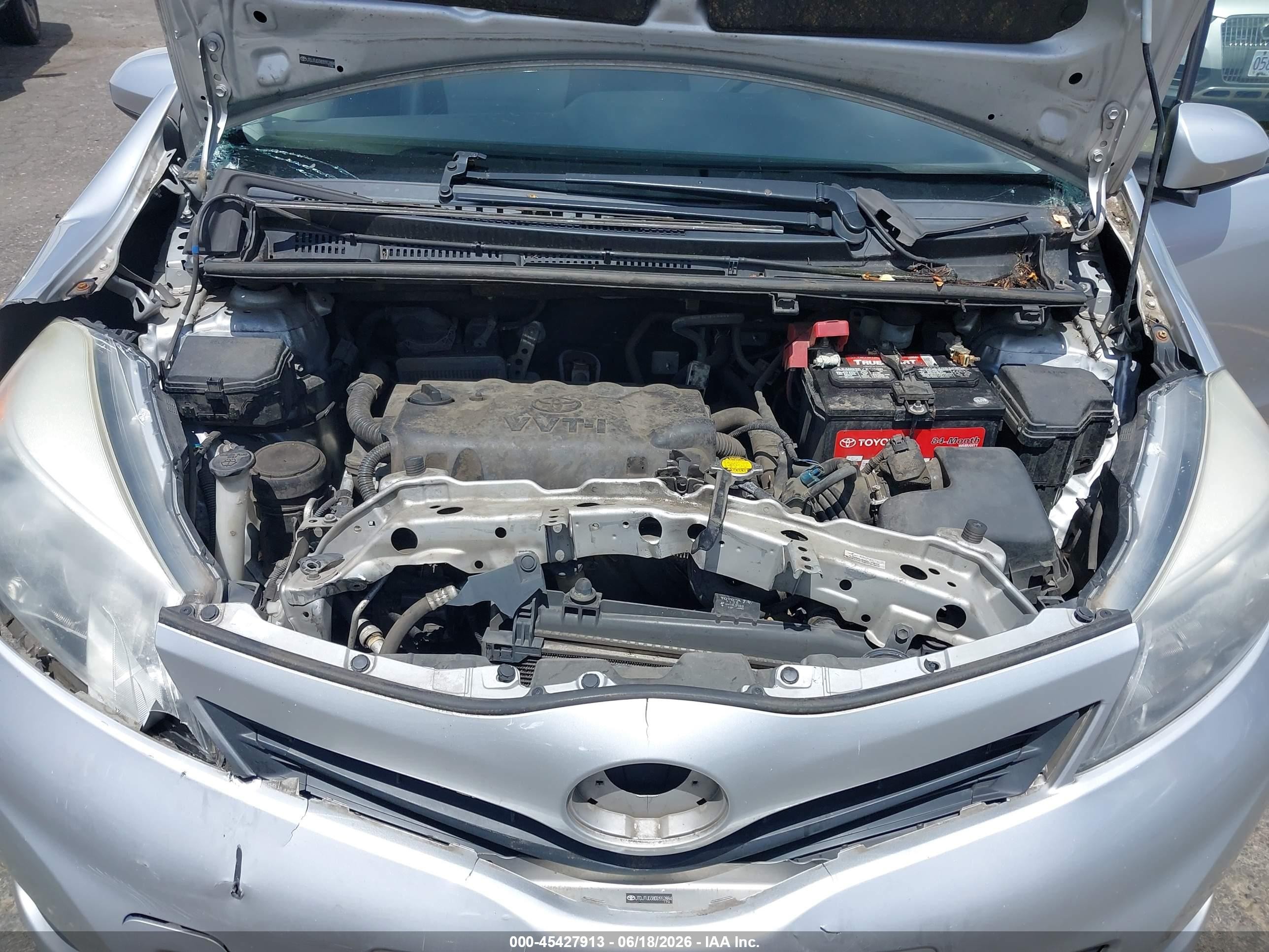 2013 Toyota Yaris Le Серебряный vin: JTDJTUD38DD552884