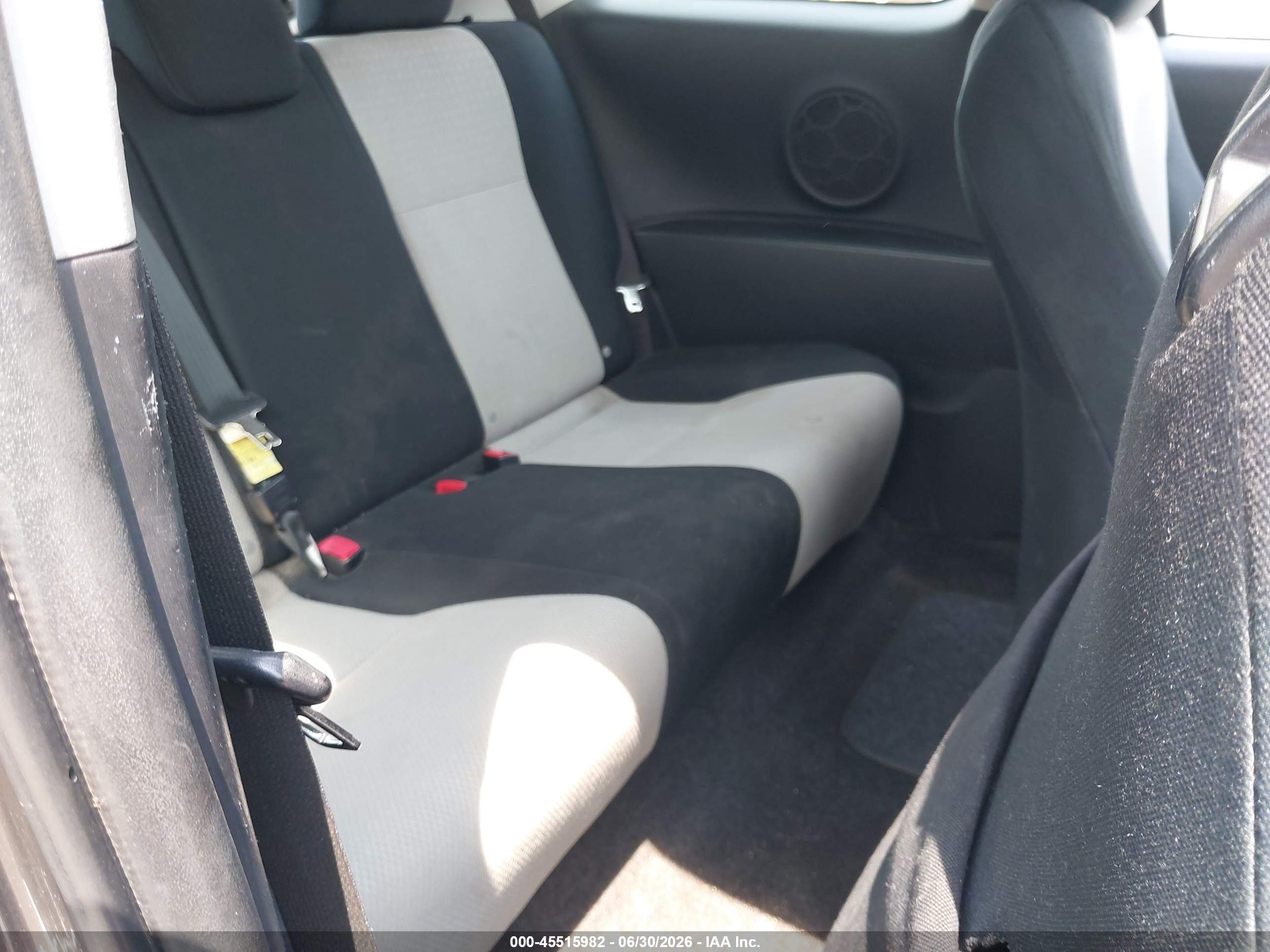 2014 Toyota Yaris Le (tmc/cbu Plant) Gray vin: JTDJTUD38ED584977